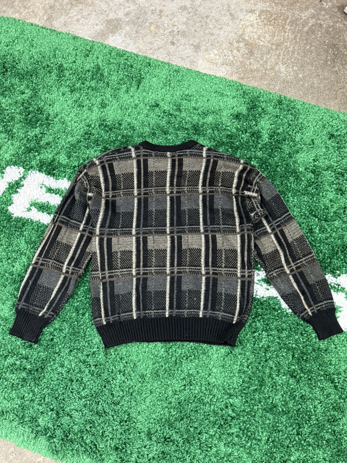Vintage Vintage Grey Knit Pattern Sweater Large 90s Retro 80s Size US L / EU 52-54 / 3 - 5 Thumbnail
