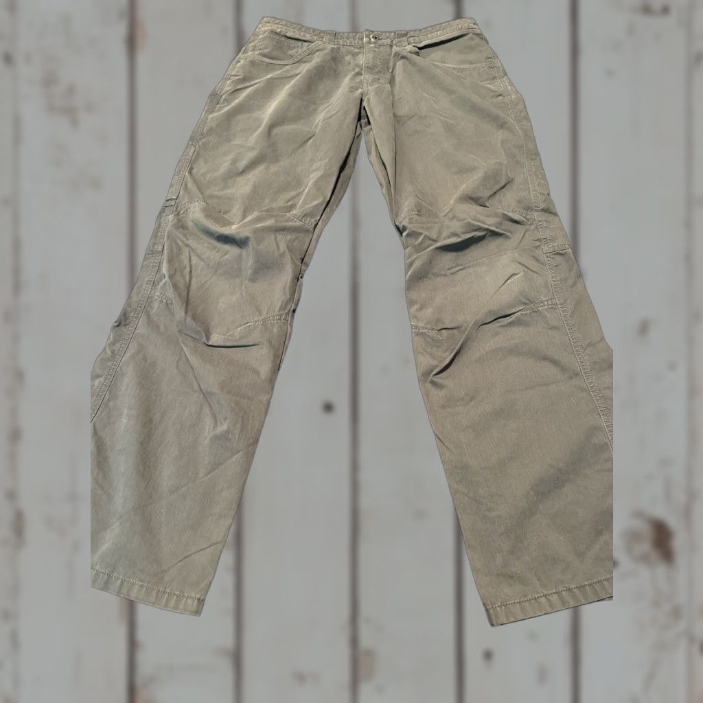 Patagonia Patagonia Men’s Tenpenny Pants Size 32 Gray Casual Workwear 5-Pocket Canvas Cotton Nylon Inseam 29 Regular Straight 2014 Size US 32 / EU 48 - 1 Thumbnail