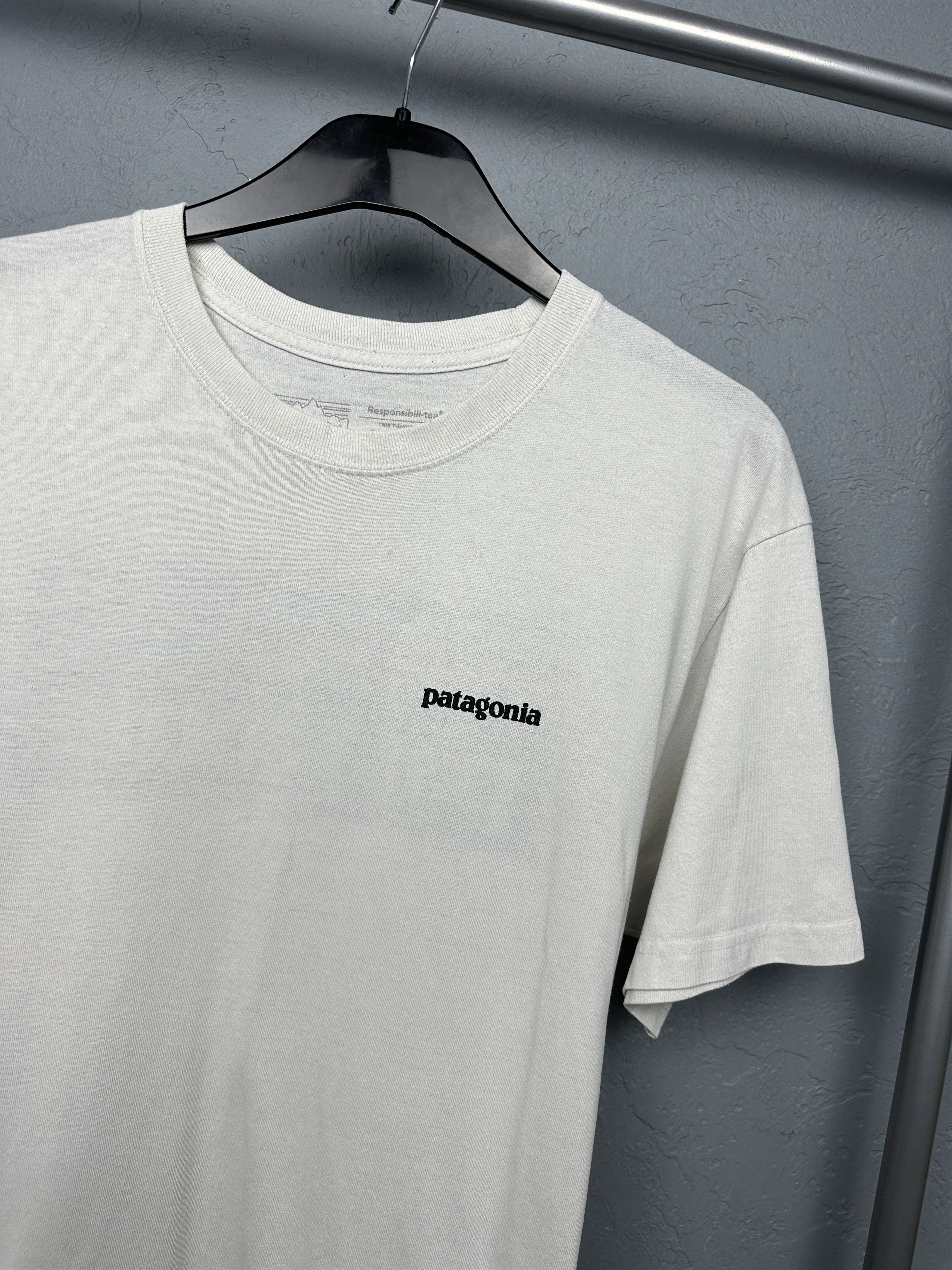 Patagonia Patagonia Vintage Big Logo Mens T-Shirt Size US L / EU 52-54 / 3 - 5 Thumbnail