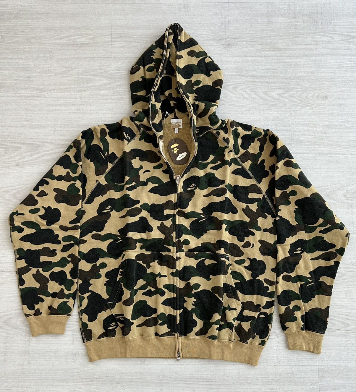 Bape RARE OG 2005 A BATHING APE 1ST YELLOW CAMO FULLZIP HOODIE Size US L / EU 52-54 / 3 - 1 Thumbnail