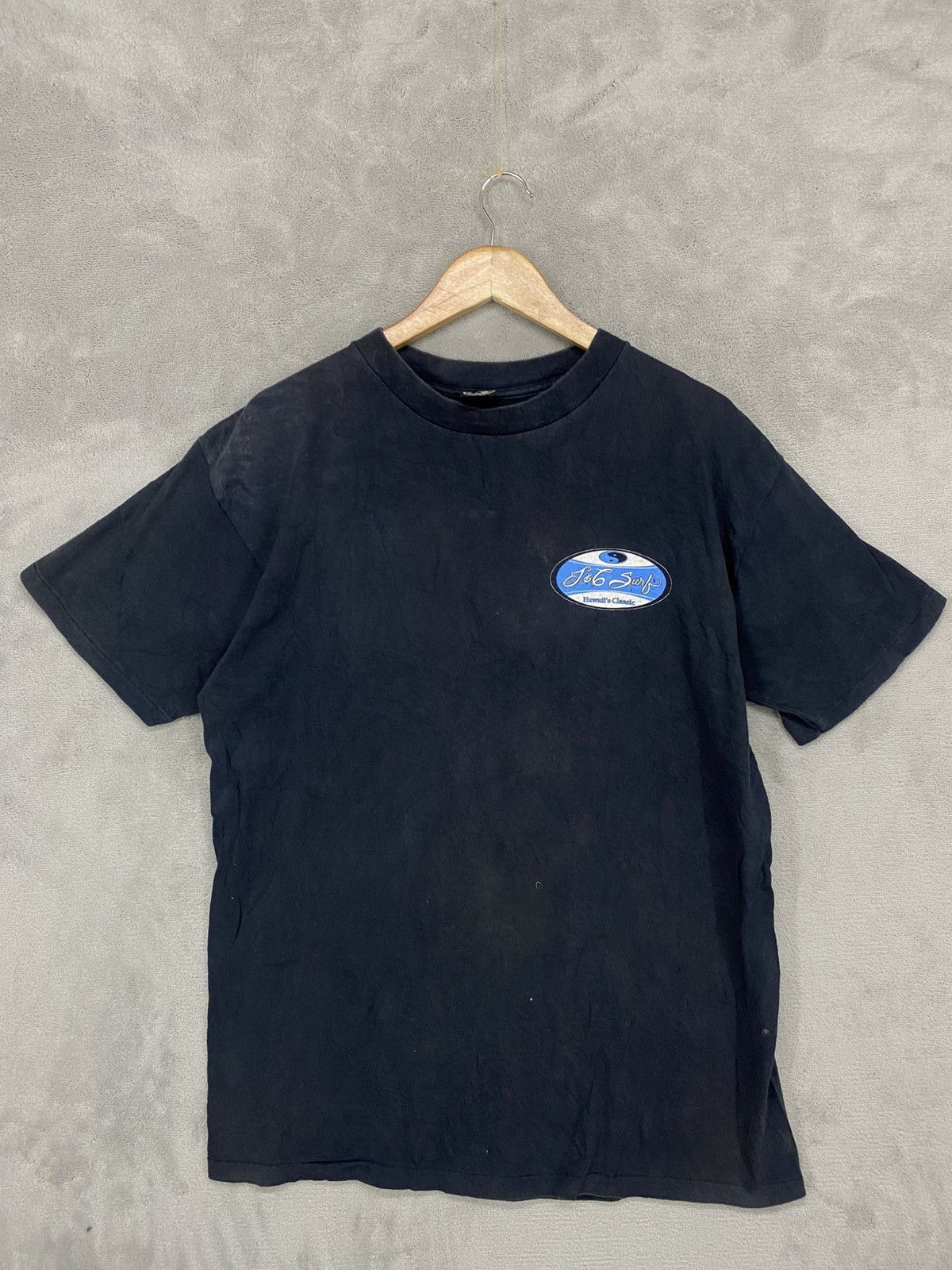 Vintage RaRe🔥 TRASHED FADED T&C SURF HAWAII’S CLASSIC DESIGN IN USA Size US L / EU 52-54 / 3 - 2 Thumbnail