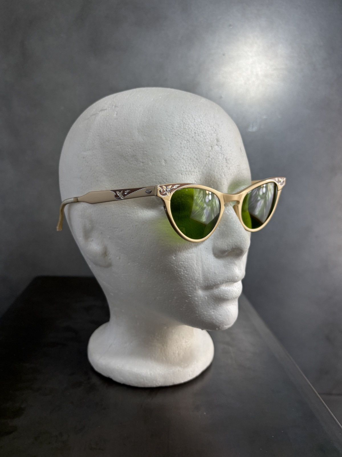 Vintage 1960s ArtCraft Sunglasses True Vintage Cat Eye Aluminum 1950 Size ONE SIZE - 20 Thumbnail
