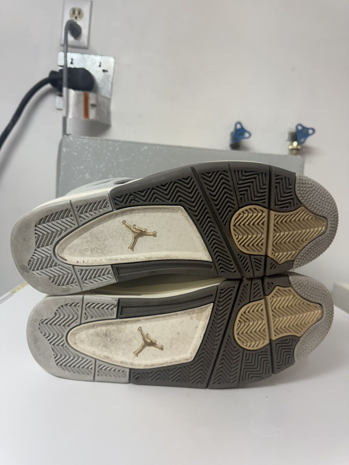 Jordan Brand × Nike Jordan 4 SE Craft Photon Dust Size 11 Size US 11 / EU 44 - 5 Thumbnail