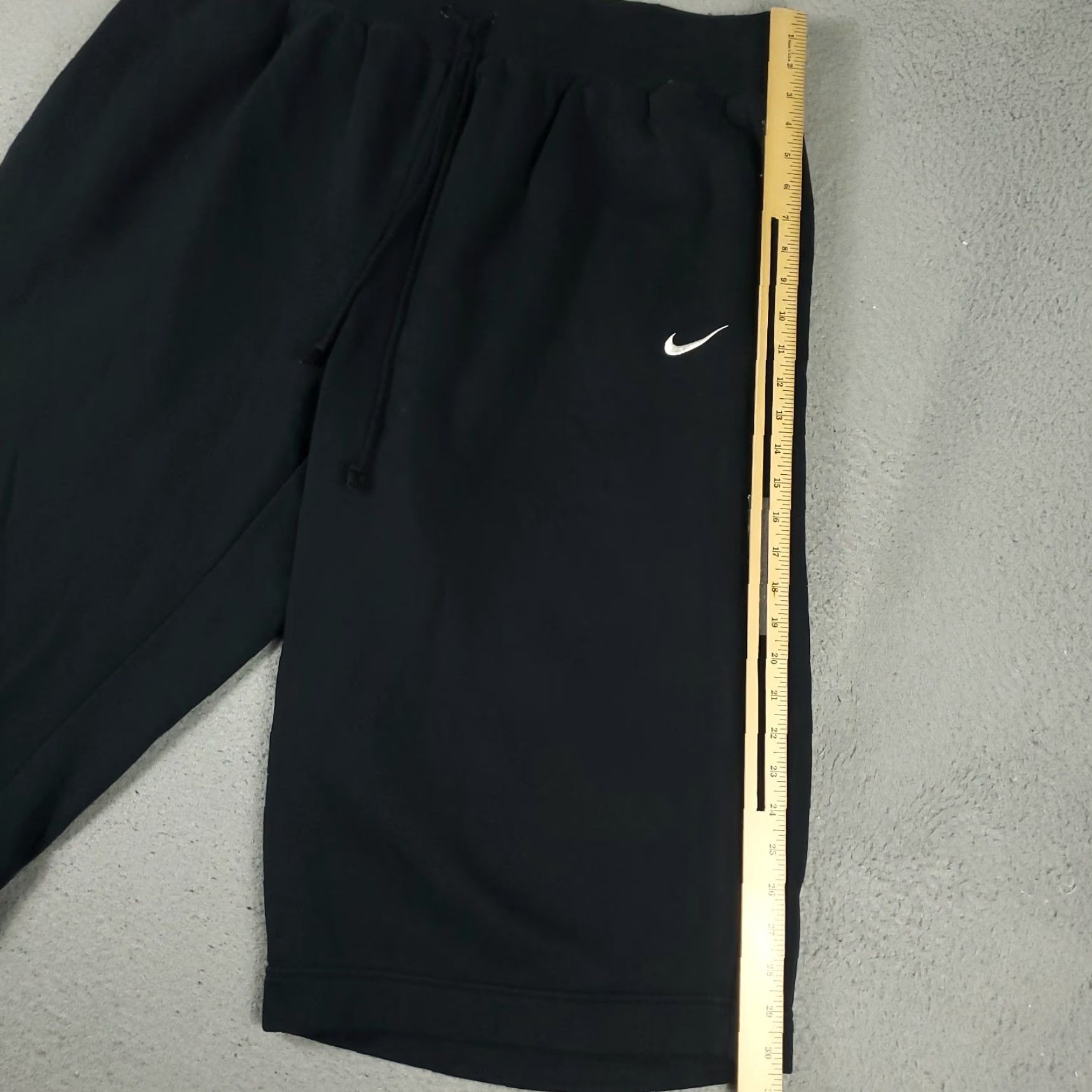 Nike Nike Shorts Women 3X Black High Waist Sweat Drawstring Active Wear Casual Plus Size Size 40" / US 18 - 4 Thumbnail