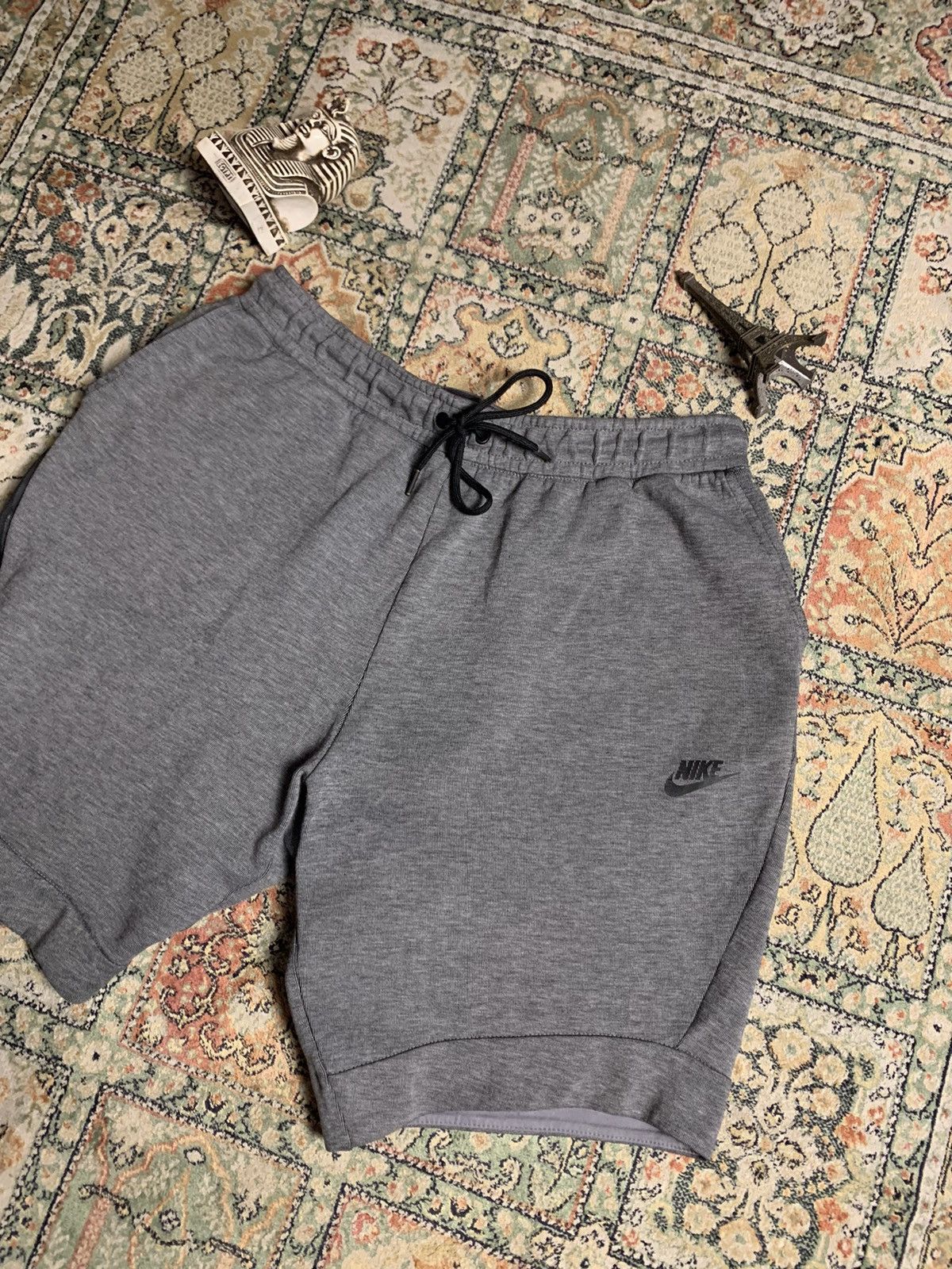 Nike × Vintage Nike Tech Fleece Y2K shorts Size US 34 / EU 50 - 2 Thumbnail