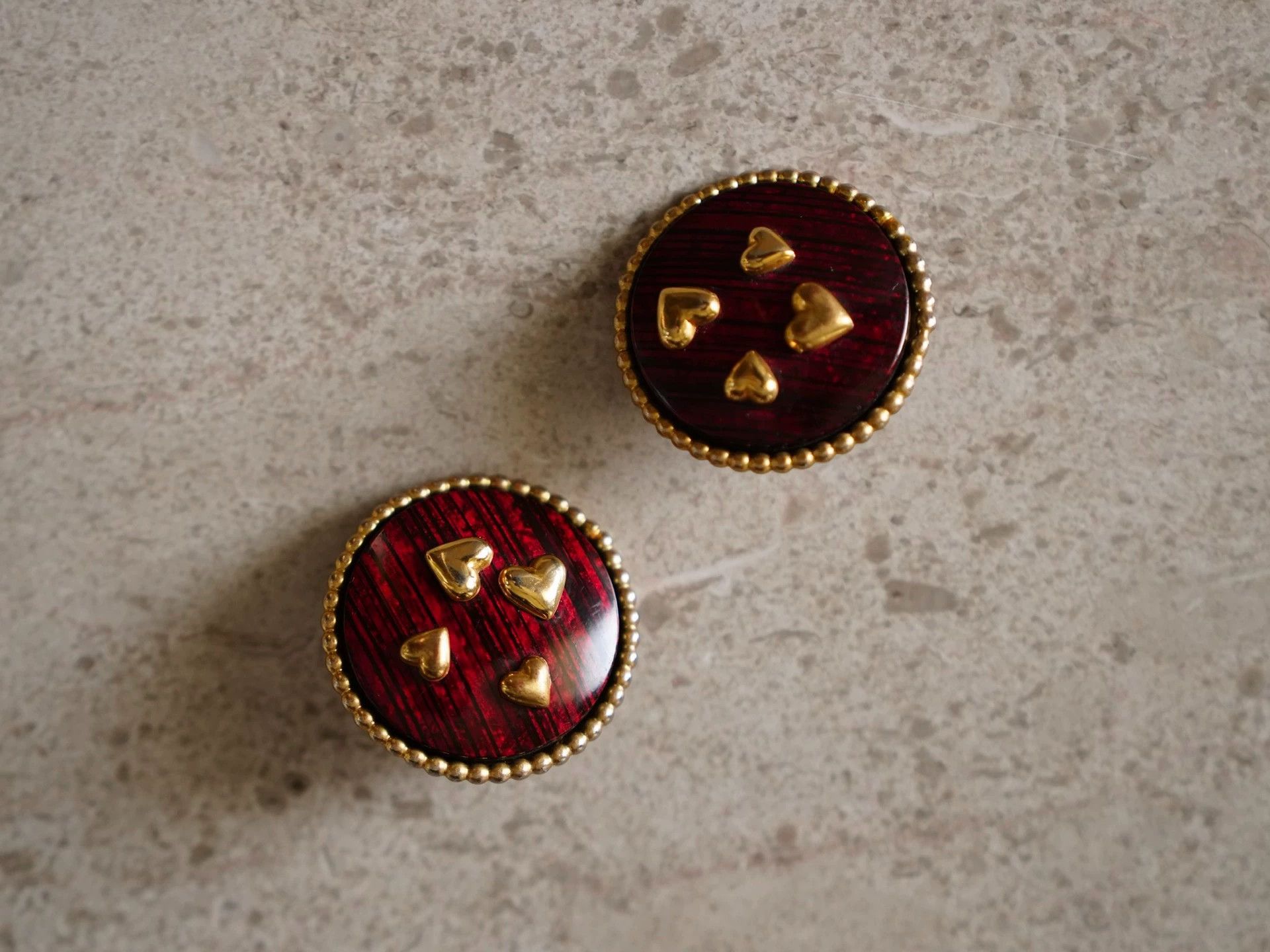 Other Dominique Aurientis Vintage Gold Heart Ear Clips (L) Size ONE SIZE - 7 Thumbnail
