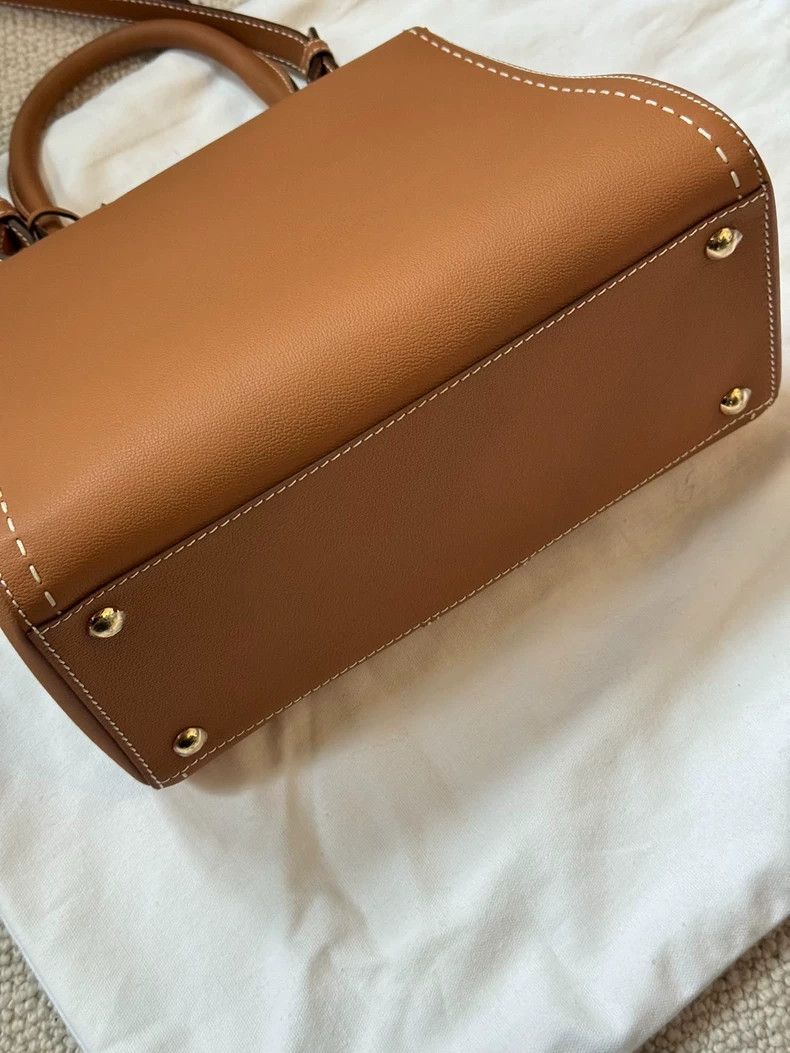 Loewe loewe Caramel exterior stitching medium 28 cross-body bag 2 Size ONE SIZE - 7 Thumbnail