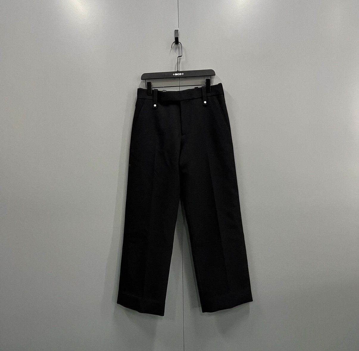 Burberry Burberry Black Wool Straight-Leg Pants J41 Size 32" / US 10 / IT 46 - 1 Thumbnail