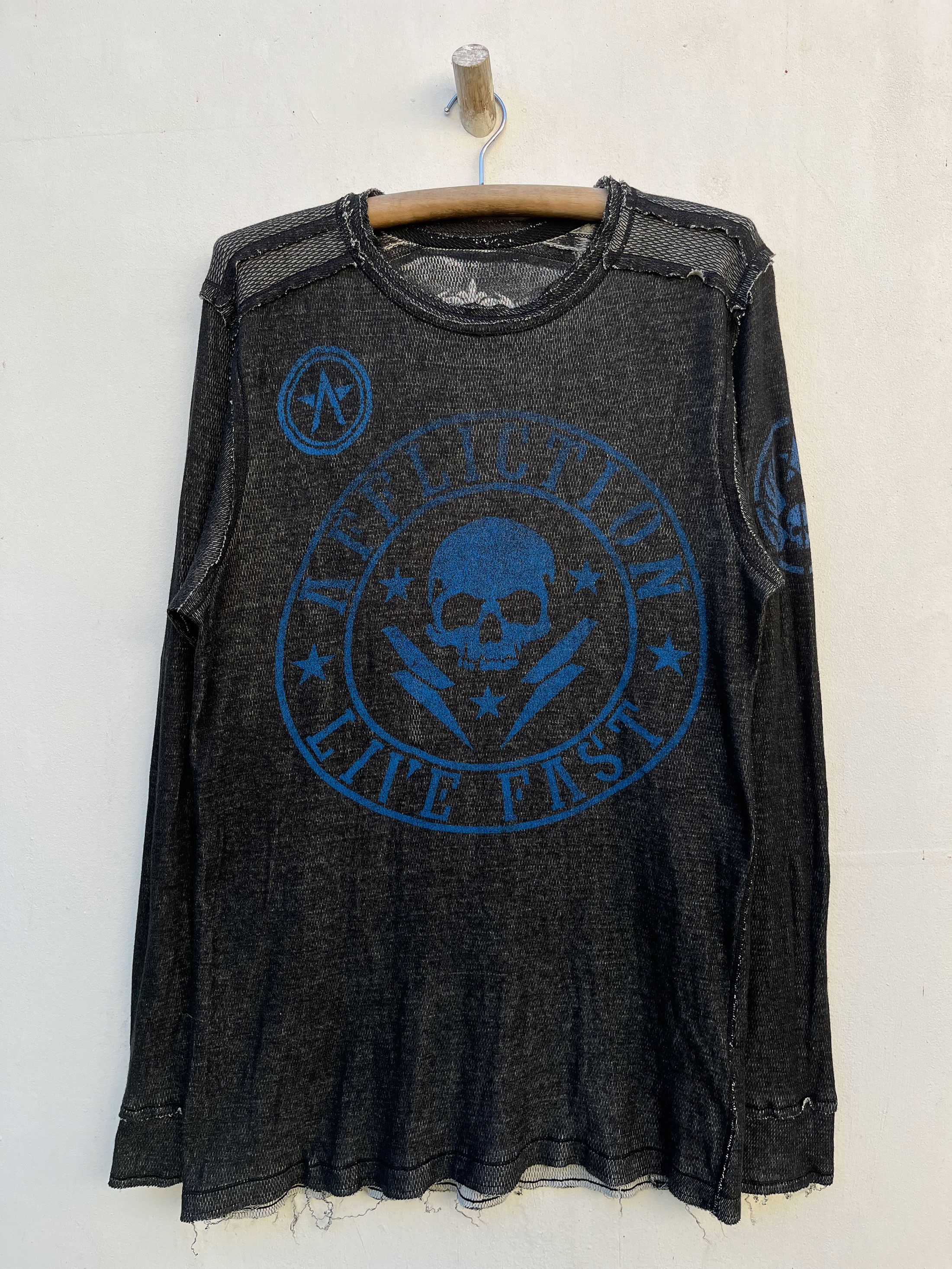 Affliction Vintage Affliction Reversible Ripped Long Sleeve Size US XL / EU 56 / 4 - 5 Thumbnail