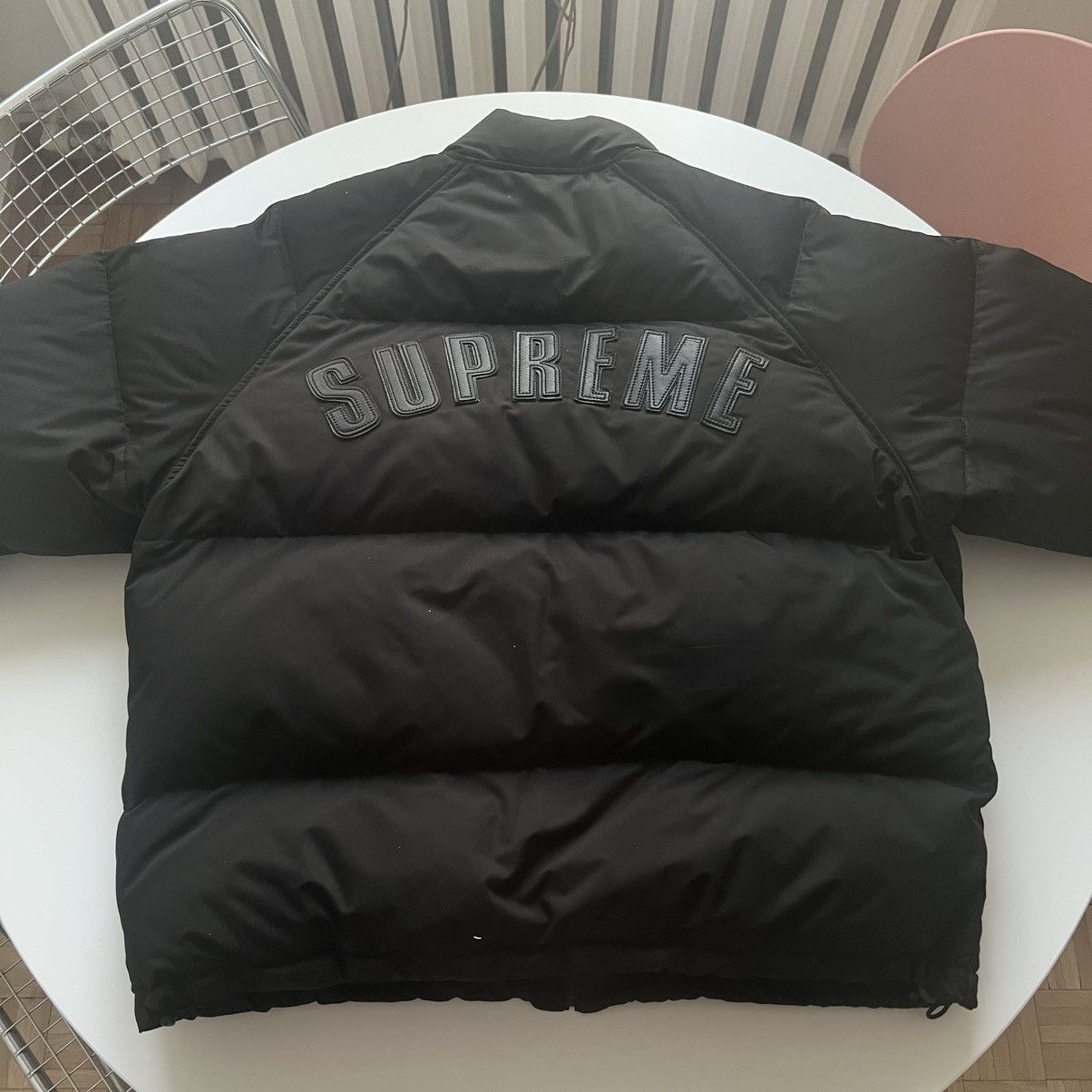 Supreme Star Sleeve Down Puffer Jacket L black leather