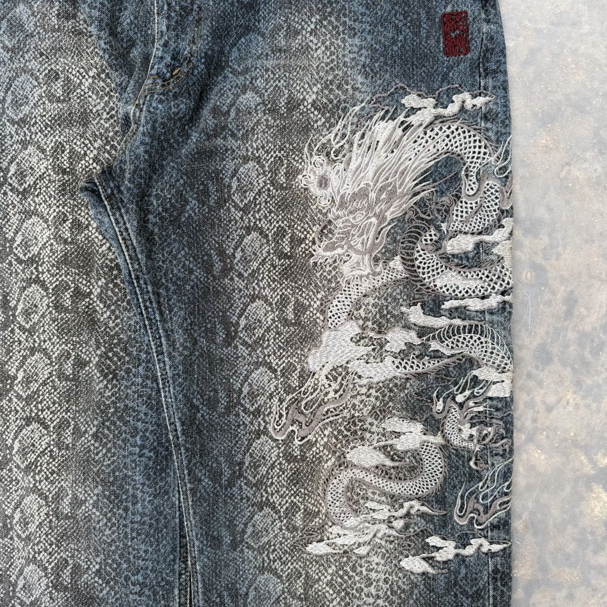 Karakuri Tamashii Karakuri Embroidered Dragon Python Skin Pattern Jeans Size US 38 / EU 54 - 3 Thumbnail