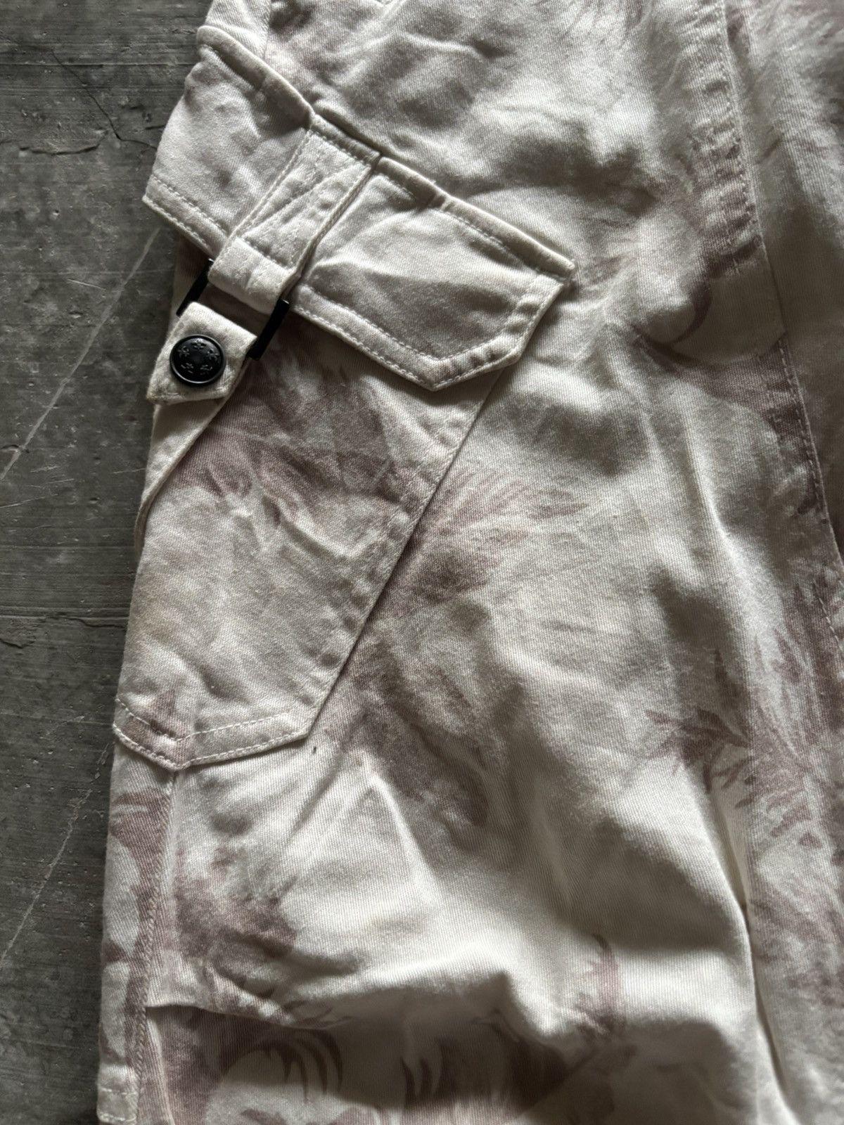 If Six Was Nine NICOLE CLUB FOR MEN flare floral cargo sick design Size US 31 - 13 Thumbnail