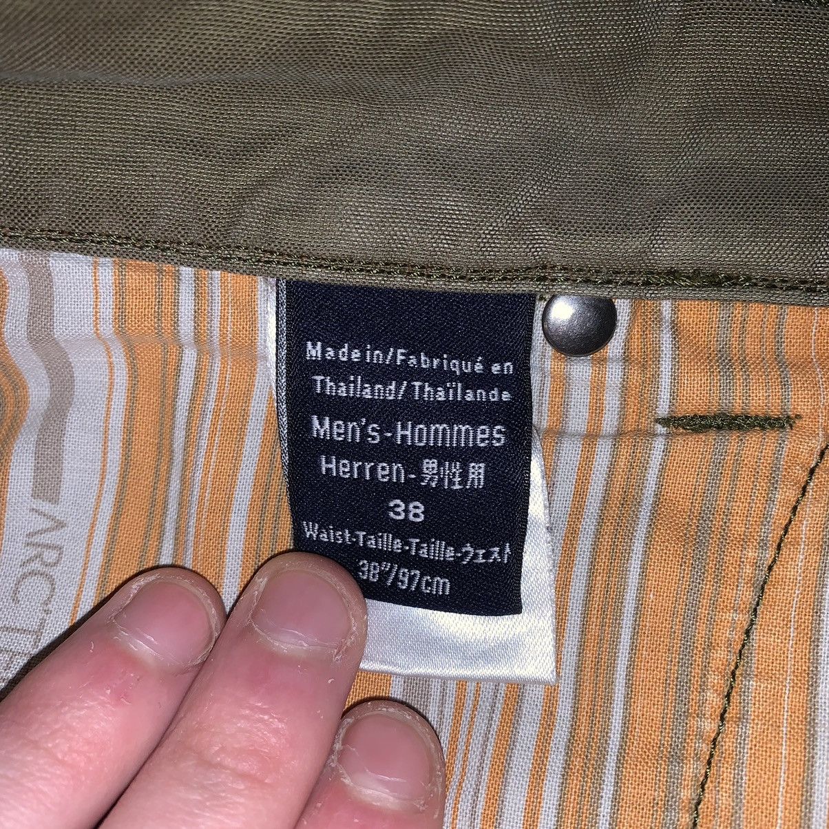 Arc'teryx Vintage Arc’Teryx Shorts Size US 38 / EU 54 - 5 Thumbnail