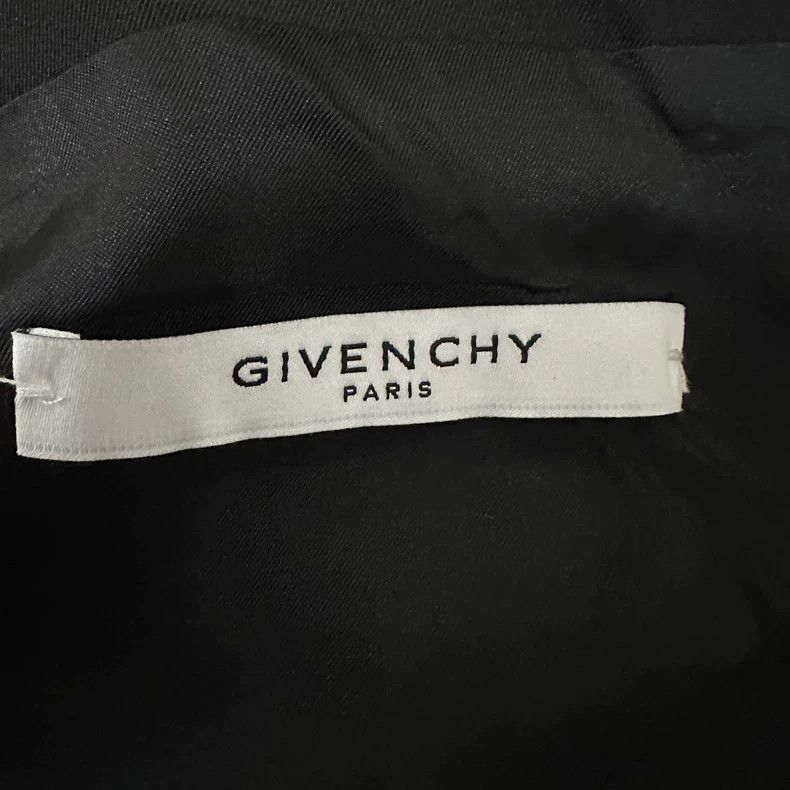 Givenchy Givenchy Collar embroidery, size 46 Size US XL / EU 56 / 4 - 3 Thumbnail