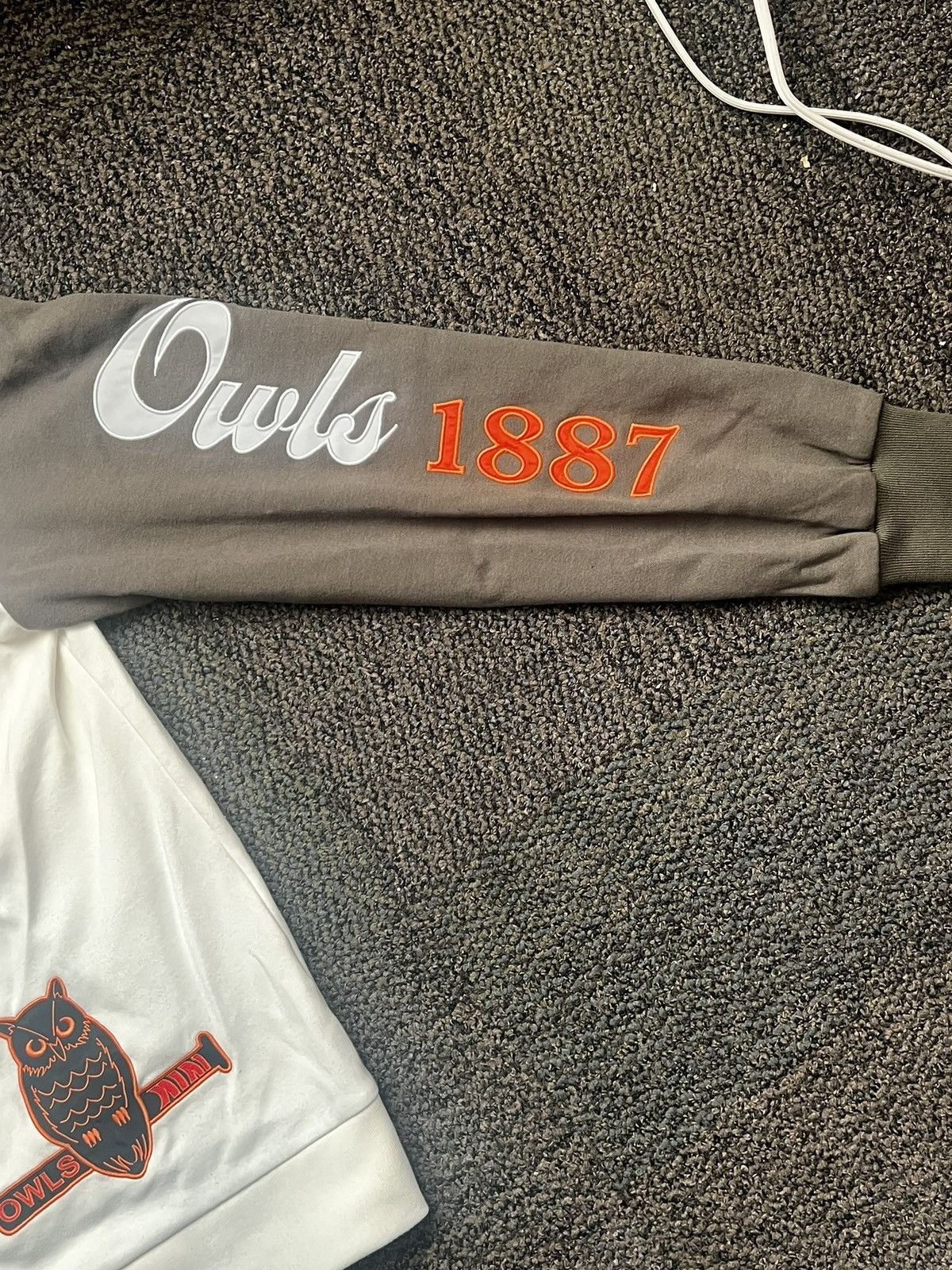 Other Cardigan Size US L / EU 52-54 / 3 - 4 Thumbnail