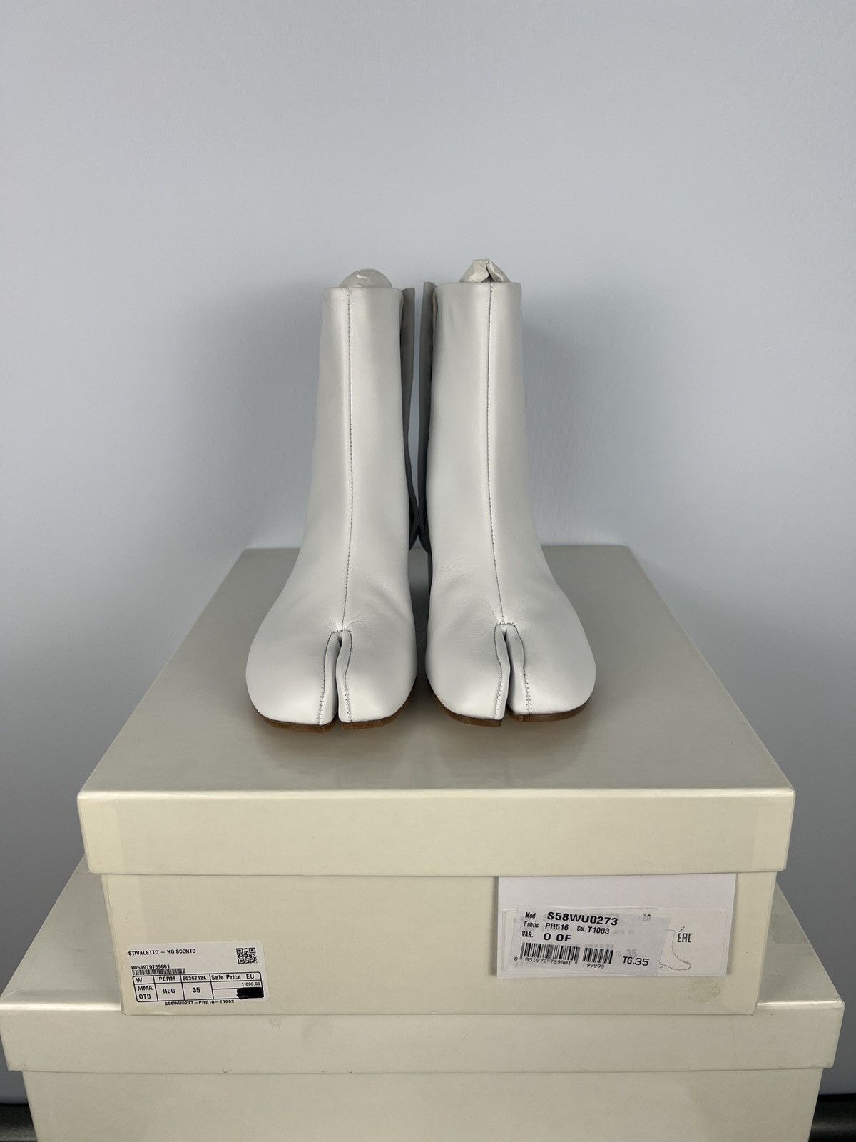 Maison Margiela White Tabi Heels Maison Martin Margiela (new with tags) Size US 5 / IT 35 - 3 Thumbnail