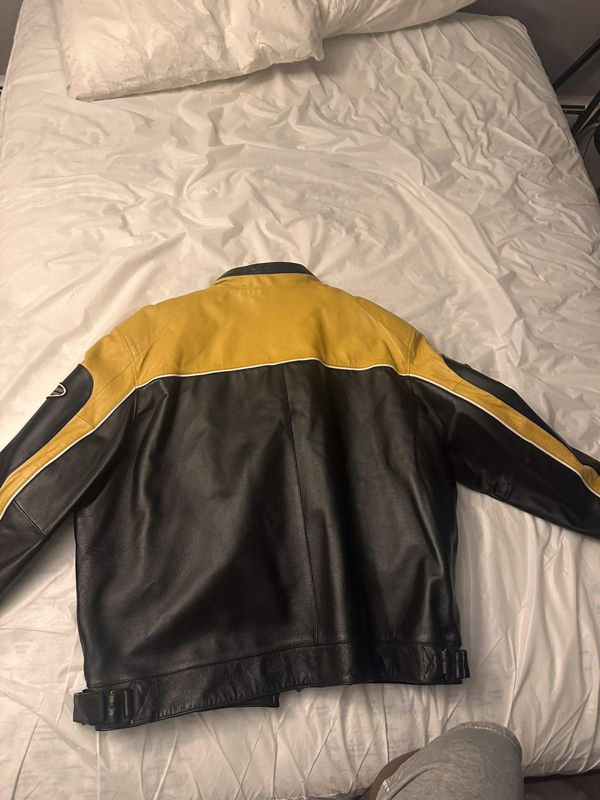 Other Rare black and yellow bomber jacket 2000s 90s style Size US XL / EU 56 / 4 - 8 Thumbnail