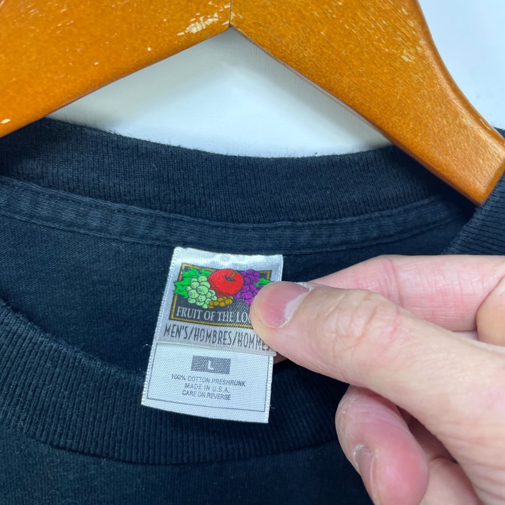 Fruit Of The Loom Vintage Fruit of the Loom Shirt L Black 90s Stitch Crew Neck Cotton Short Sleeve Men Size US L / EU 52-54 / 3 - 3 Thumbnail