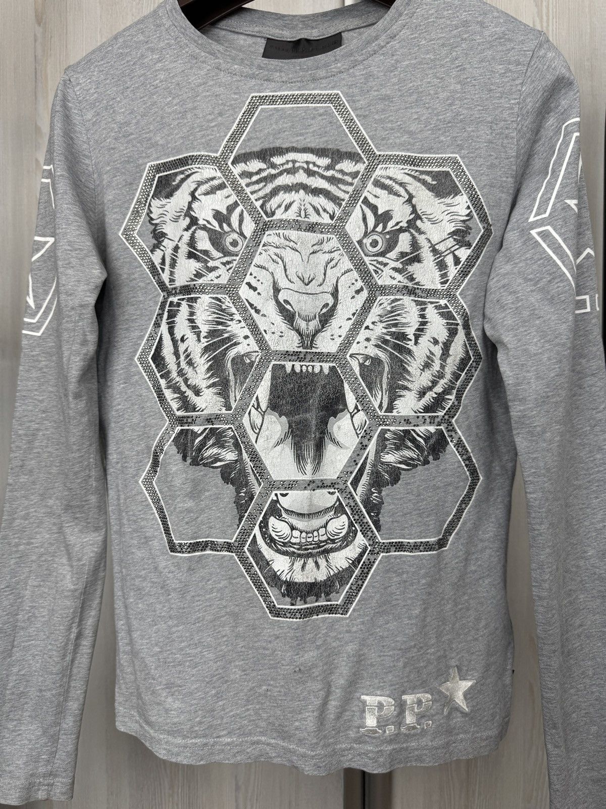 Philipp Plein Philip Plein Homme grey big logo tiger rhinestones ls tee Size US S / EU 44-46 / 1 - 8 Thumbnail