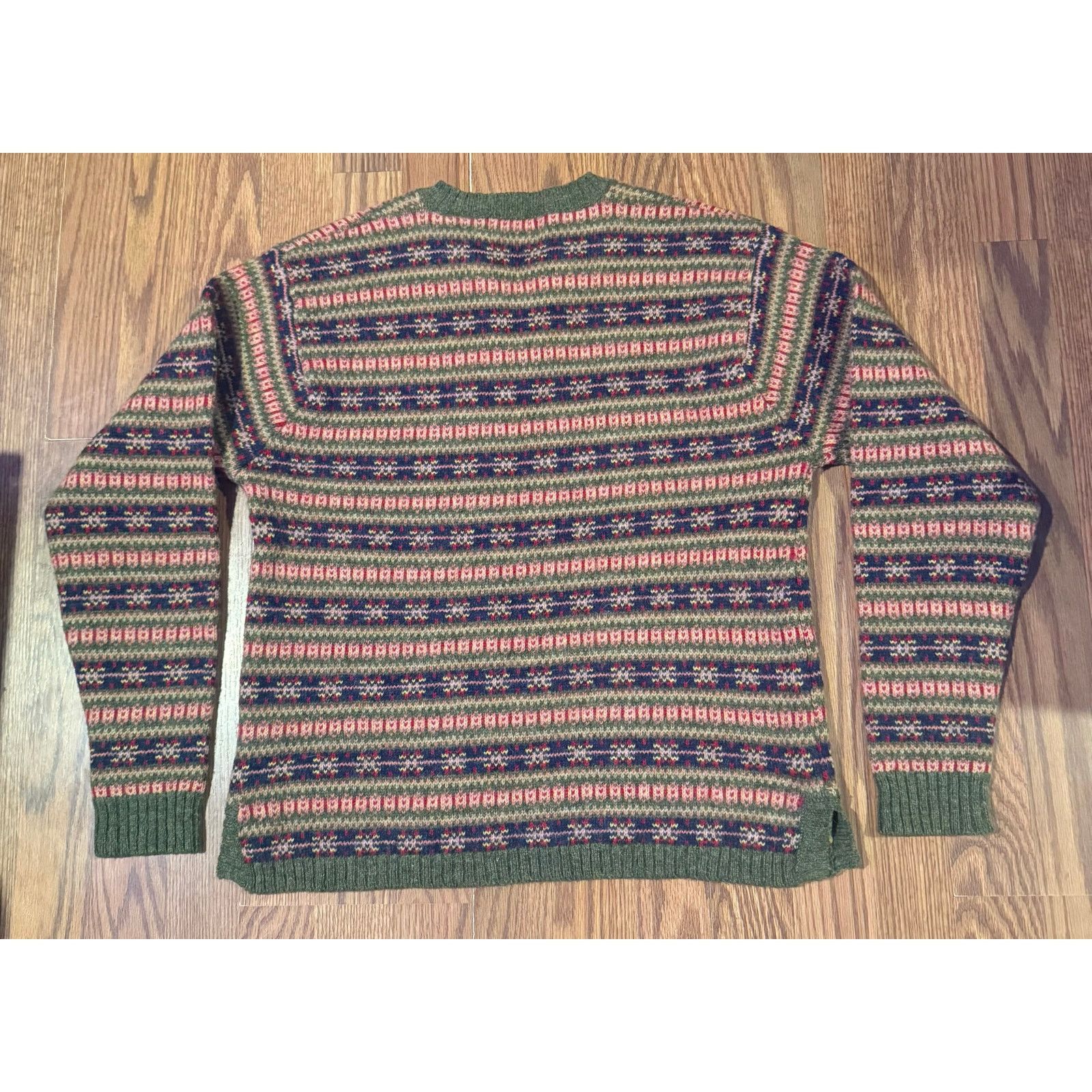 Other Vintage Cabela’s Fair Isle Wool Henley Sweater – (Women’s M) Size US M / EU 48-50 / 2 - 4 Thumbnail