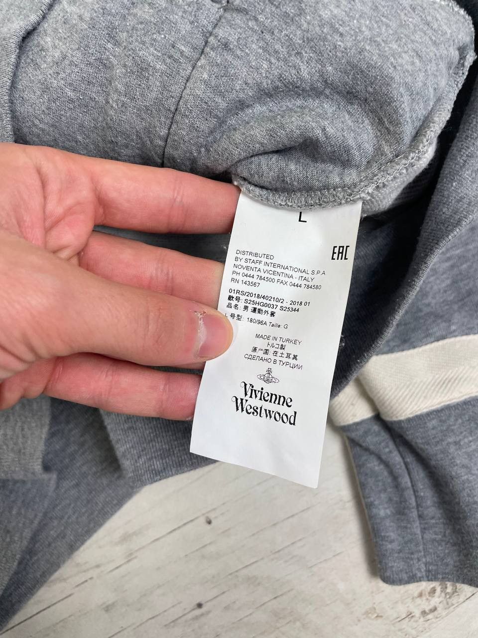 Vivienne Westwood Vivienne Westwood Zip Up Hoodie Logo Orb Size US L / EU 52-54 / 3 - 9 Thumbnail