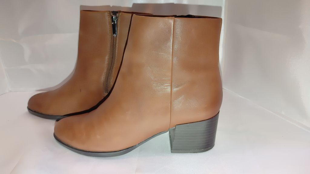 Sam Edelman Sam Edelman Booties Size 8 Size US 8 / IT 38 - 1 Thumbnail