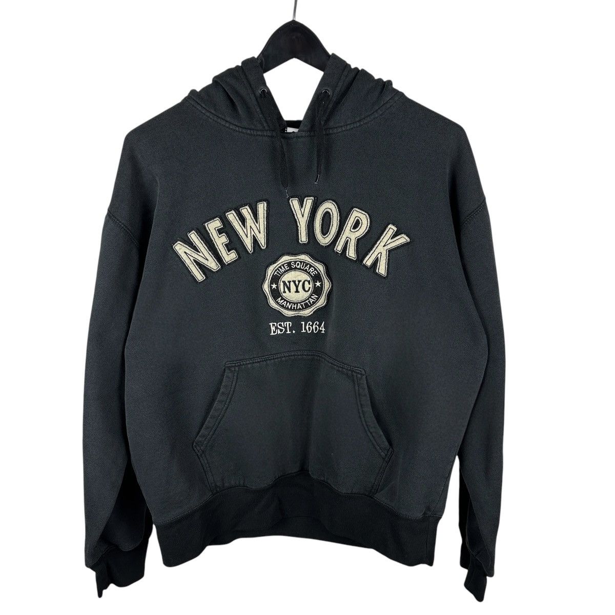 Vintage Women’s Y2K New York Center Logo Tourist Hoodie Size L / US 10 / IT 46 - 1 Thumbnail