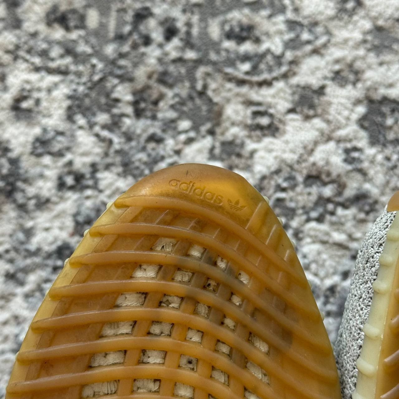Yeezy Yeezy Boost 350 V2 'Sesame' Size US 11 / EU 44 - 11 Thumbnail