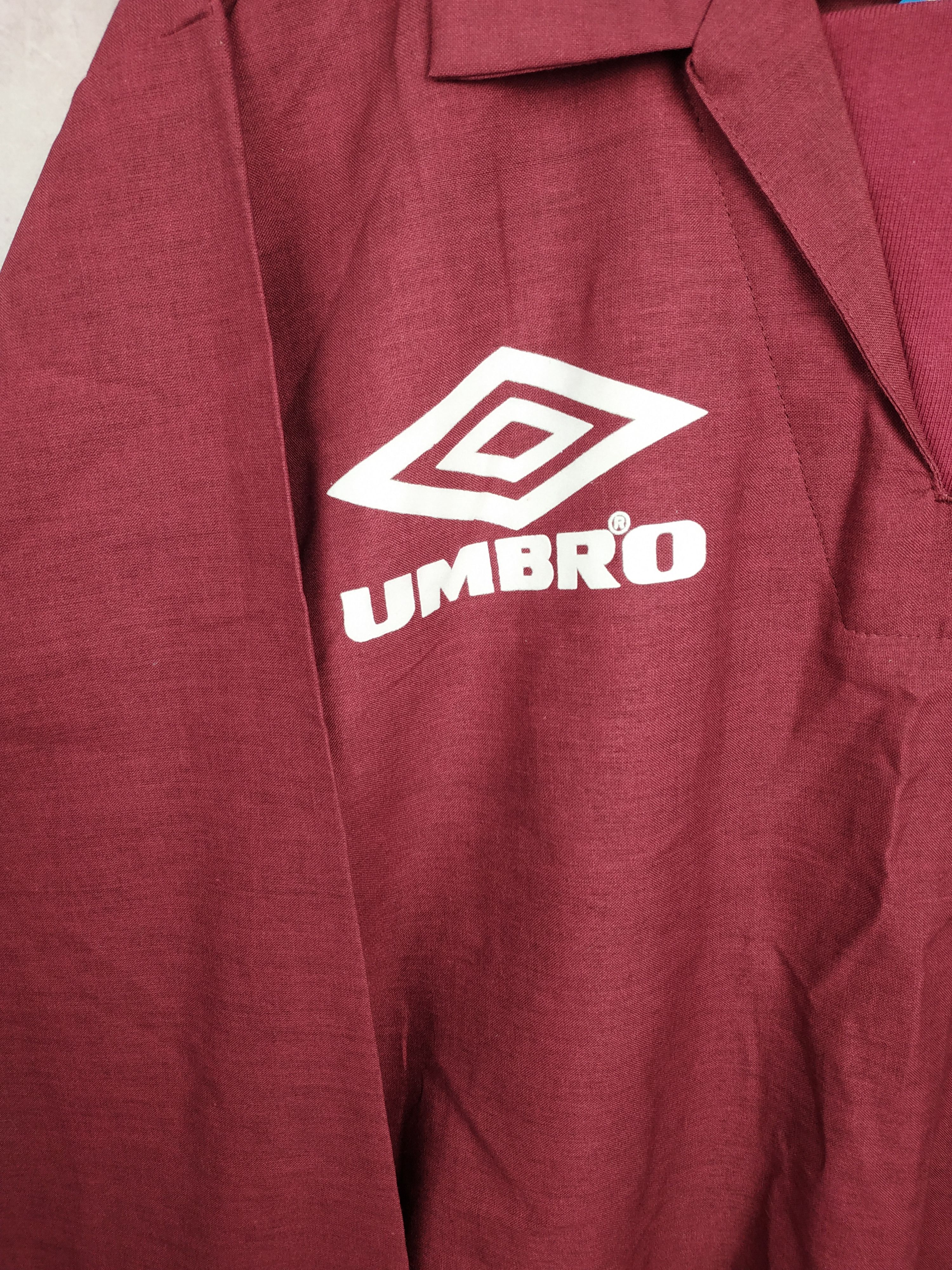 Umbro Vintage 90s UMBRO Oasis Football Pro Training Sweatshirt Size US L / EU 52-54 / 3 - 4 Thumbnail