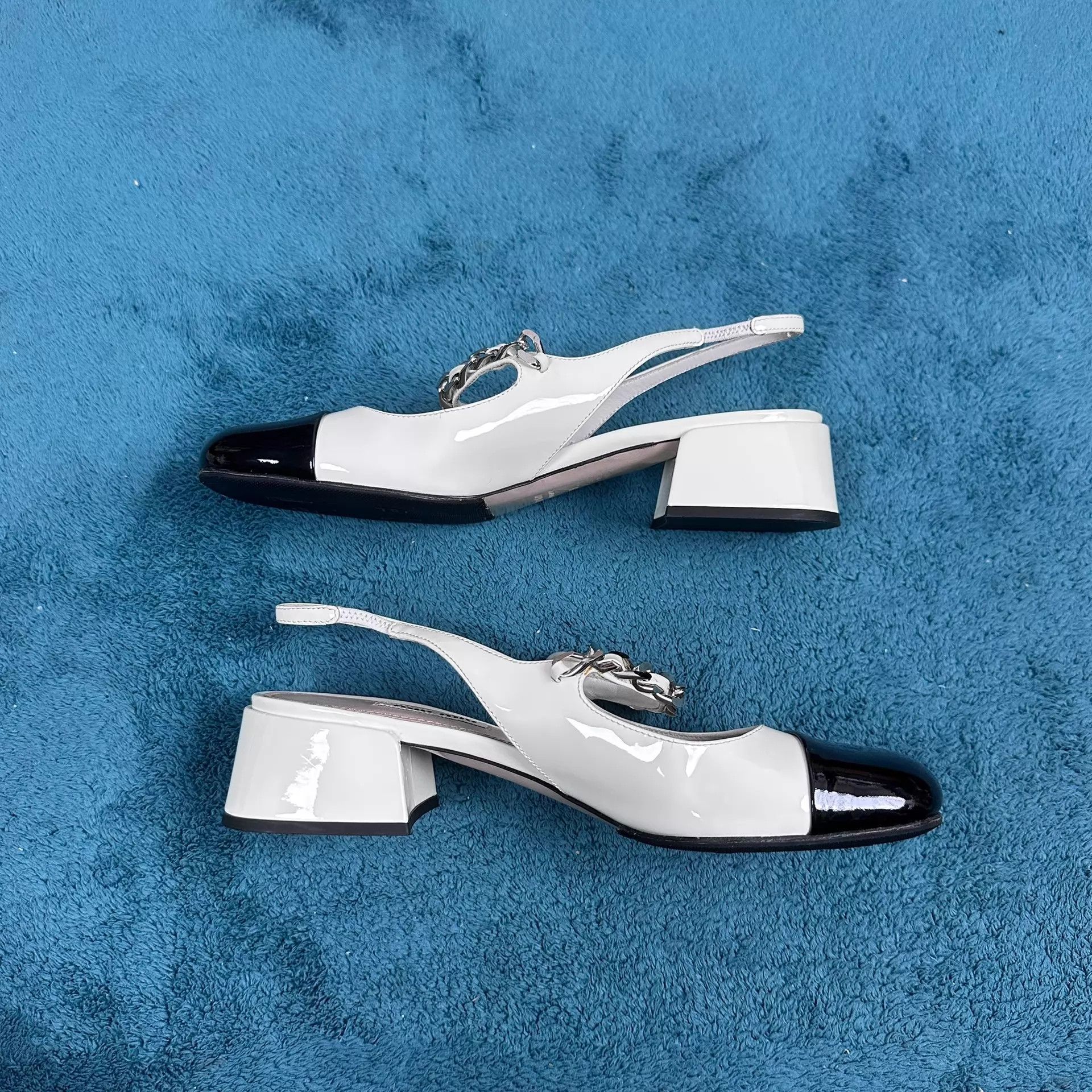 Miu Miu MIU MIU Patent Chain Block Heel Pumps White/Black Women's Size US 5.5 / IT 35.5 - 3 Thumbnail