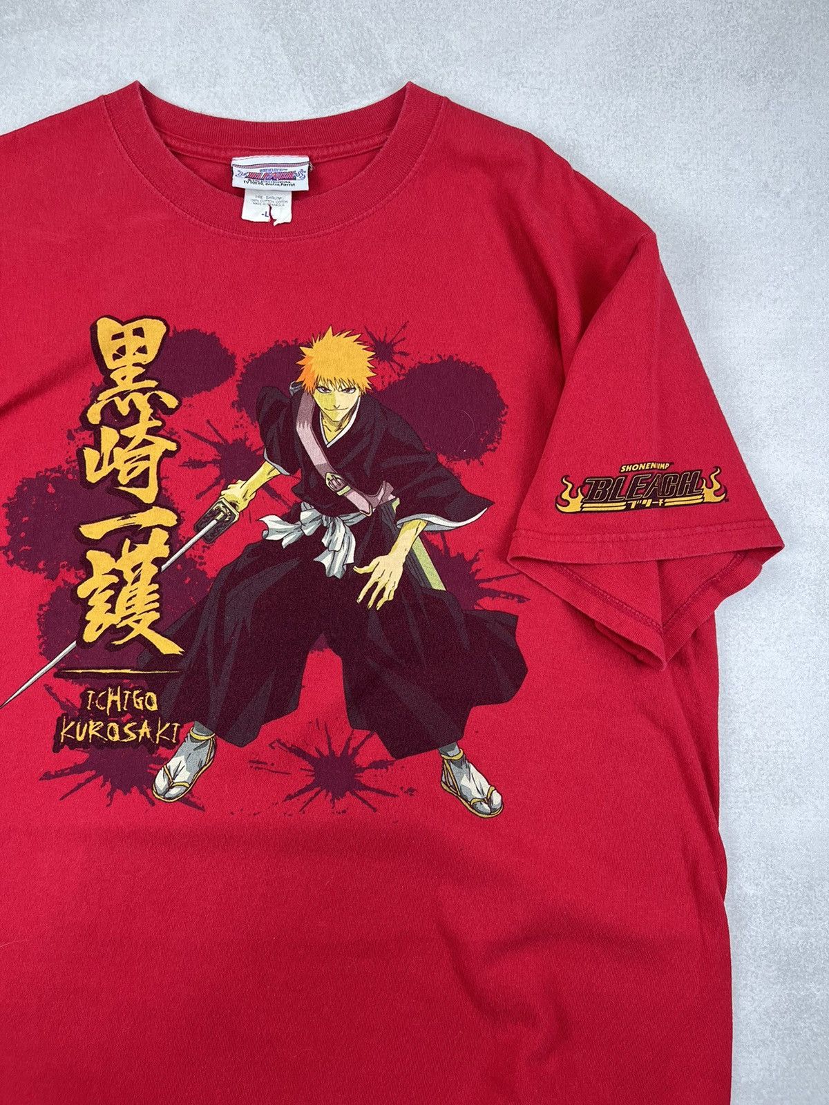 Bleach × Vintage VINTAGE ANIME BLEACH (ICHIGO KUROSAKI) MANGA TEE💥RARE Size US L / EU 52-54 / 3 - 7 Thumbnail