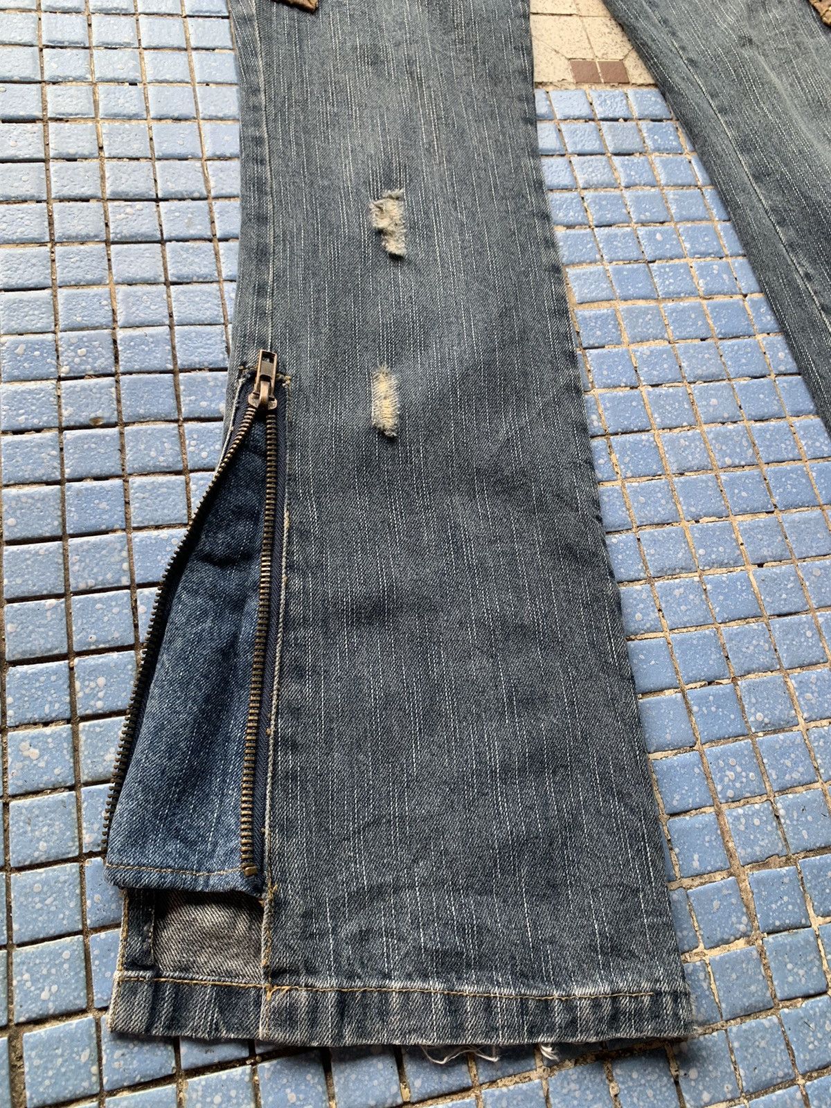 If Six Was Nine How hand jam studded camo distressed flared cargo pants Size US 31 - 7 Thumbnail