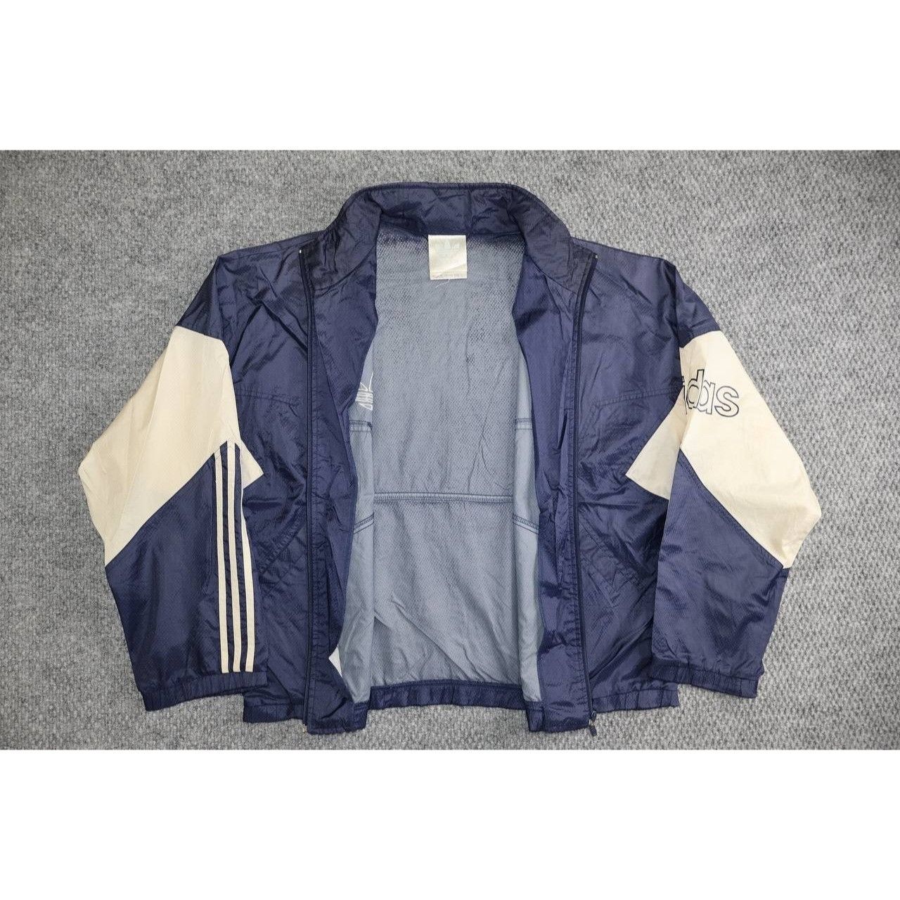 Adidas Vintage 80s ADIDAS D8 F192 Windbreaker Blue Jacket Men's Size US L / EU 52-54 / 3 - 4 Thumbnail
