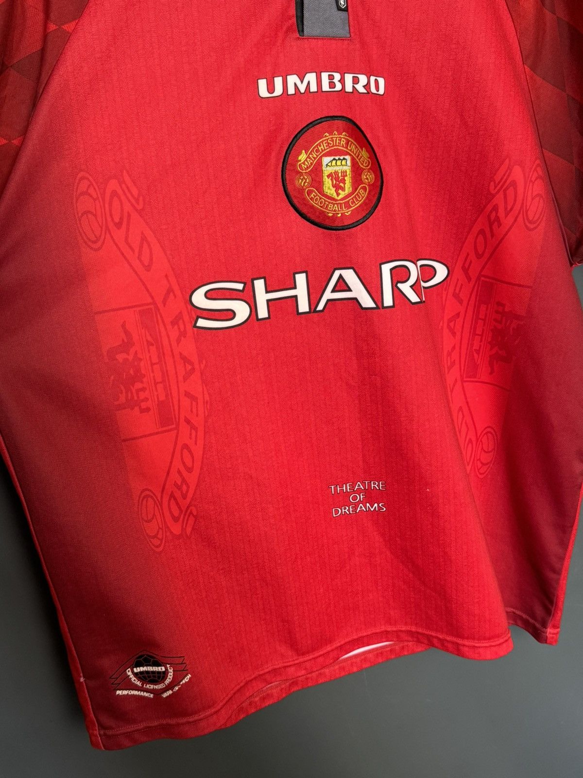 Umbro Vintage Manchester United 96/98 Home Football Jersey T-Shirt Size US XL / EU 56 / 4 - 4 Thumbnail