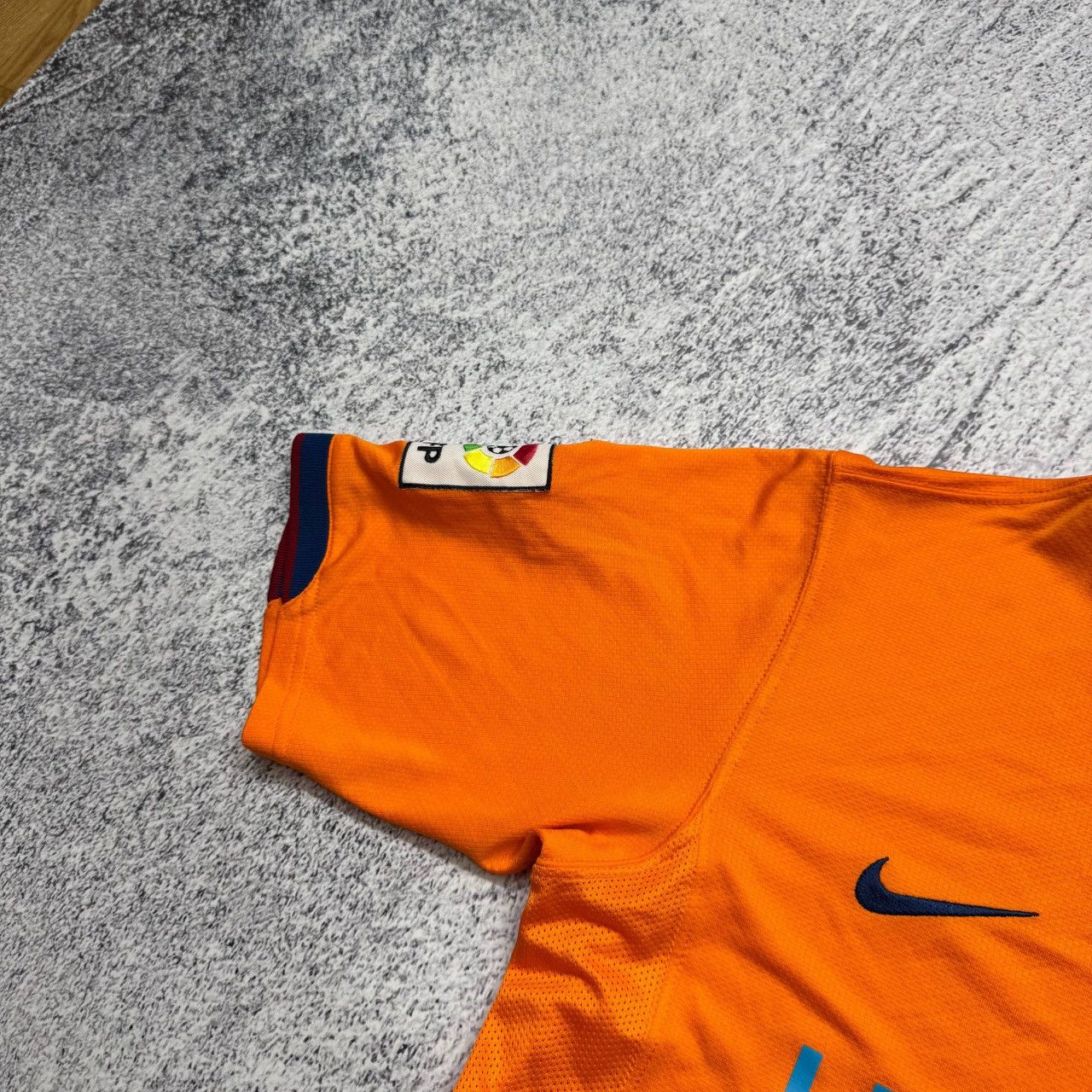 Nike Vintage Nike Barcelona 2006/2008 Away Football Jersey Shirt Size US S / EU 44-46 / 1 - 9 Thumbnail