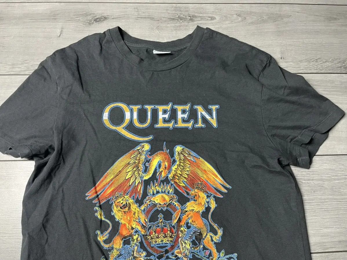 Band Tees Queens Tshirt rock band size Large Size US L / EU 52-54 / 3 - 3 Thumbnail