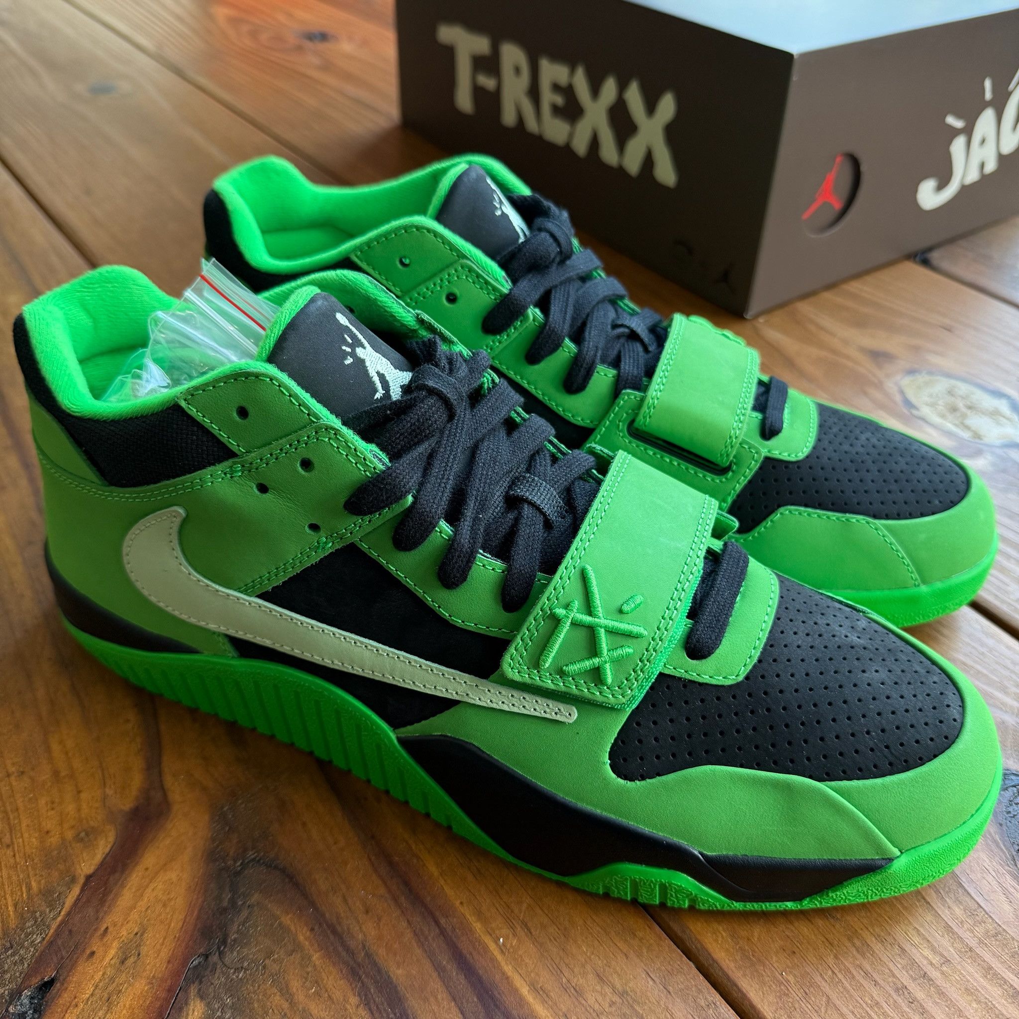 Jordan Brand × Travis Scott Travis Scott Jordan Jumpman Jack TR Green Spark - IM9113-300 Size US 9.5 / EU 42-43 - 7 Thumbnail