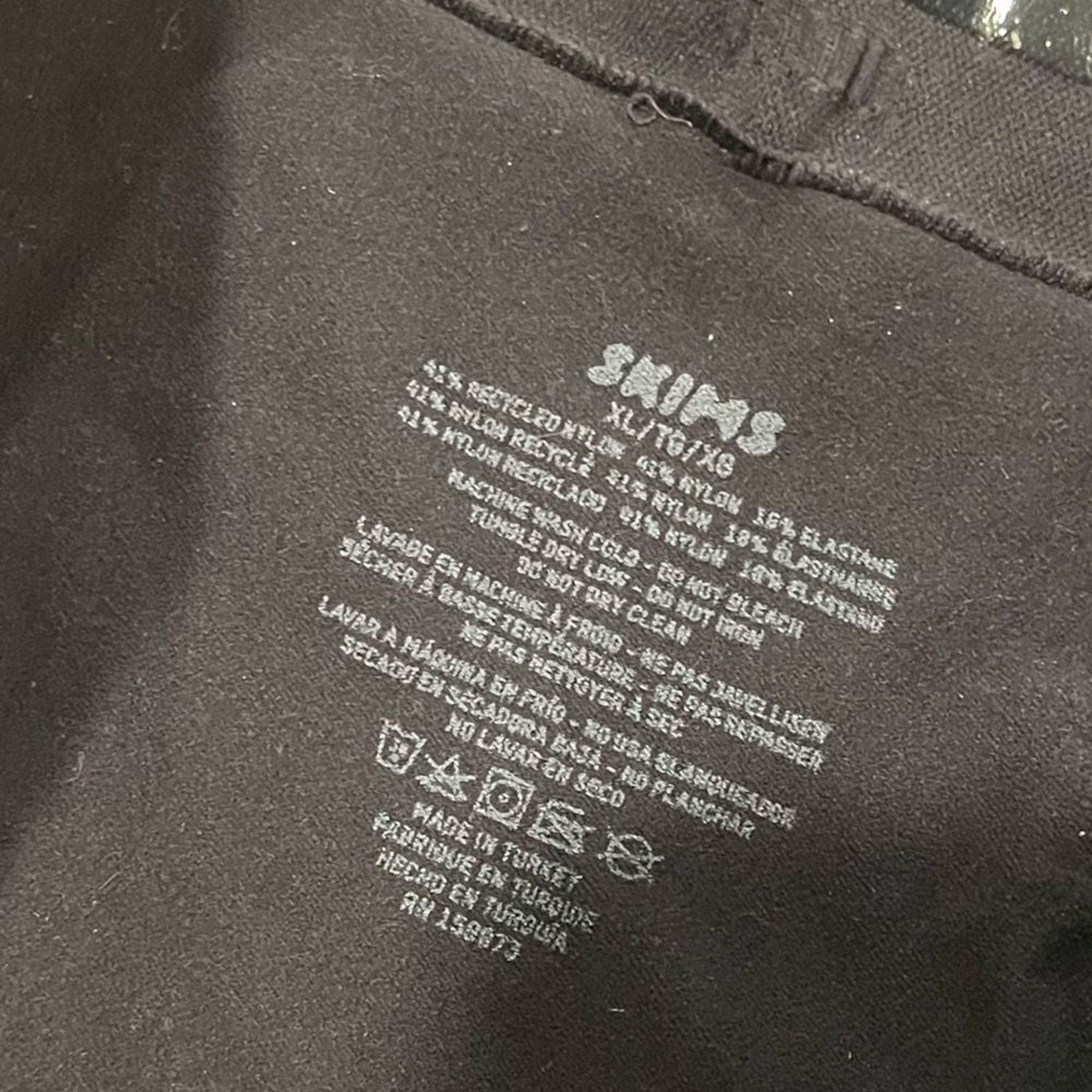 SKIMS NWOT Skims Seamless Sculpt Mid Waist Thong Brief ShapewearXL Size ONE SIZE - 2 Thumbnail