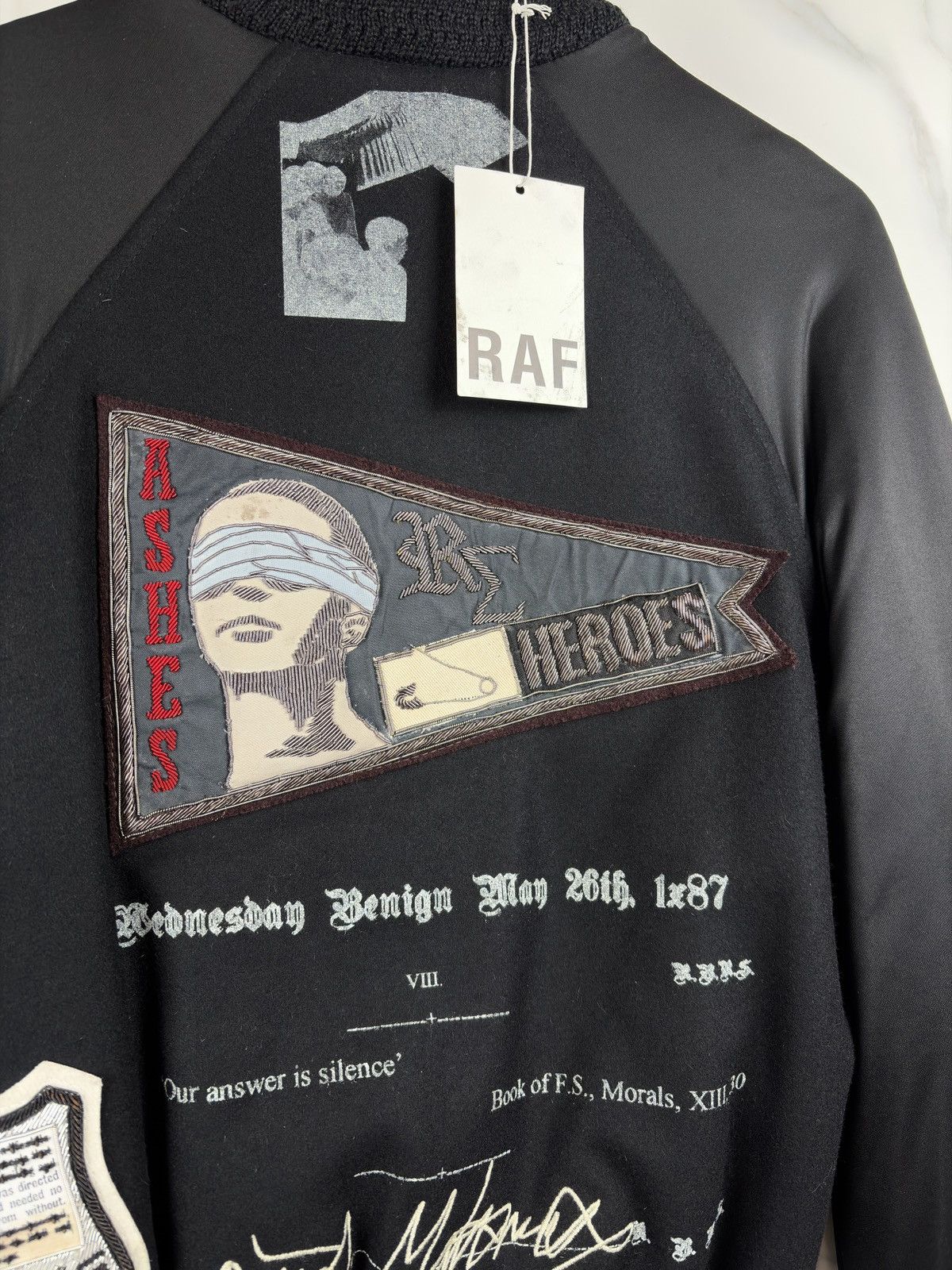 Raf Simons FW06 Raf By Raf Simons Ashes And Heroes Wool Varsity Jacket Size US S / EU 44-46 / 1 - 2 Thumbnail