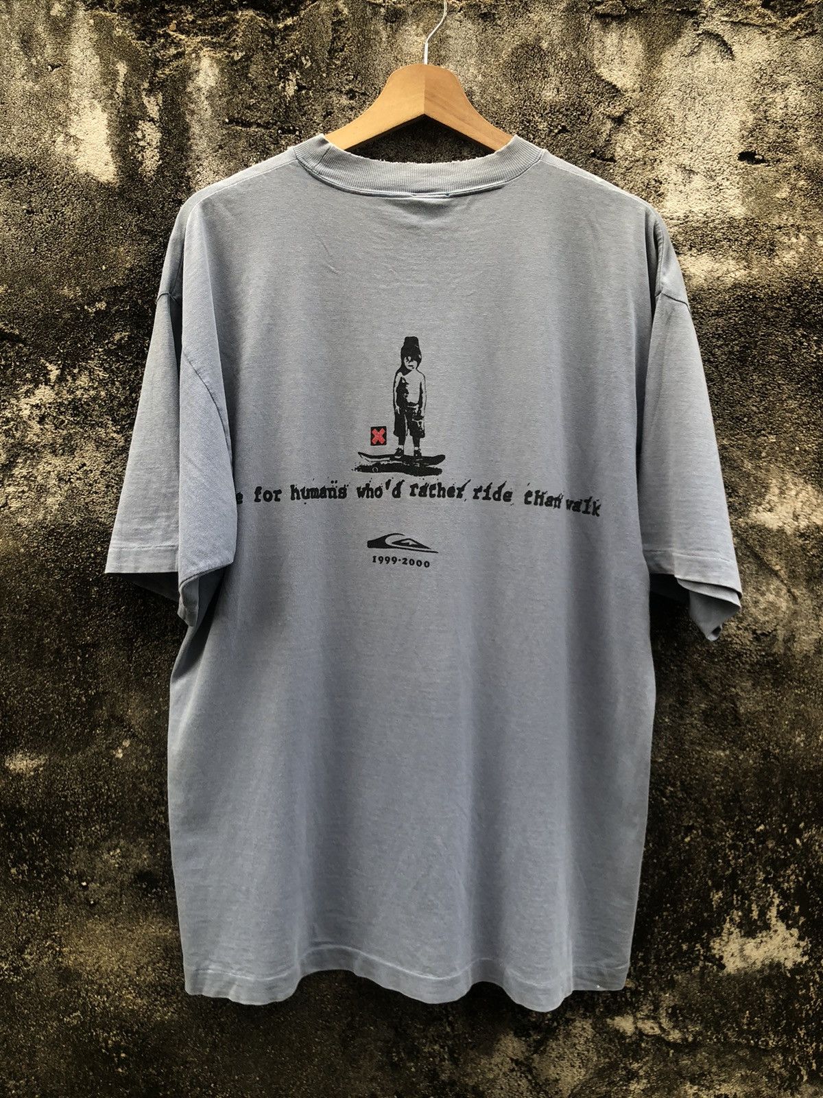 Quiksilver Vintage 99-00s Quiksilver Skate/Surf Tshirt Distressed Size US L / EU 52-54 / 3 - 1 Thumbnail