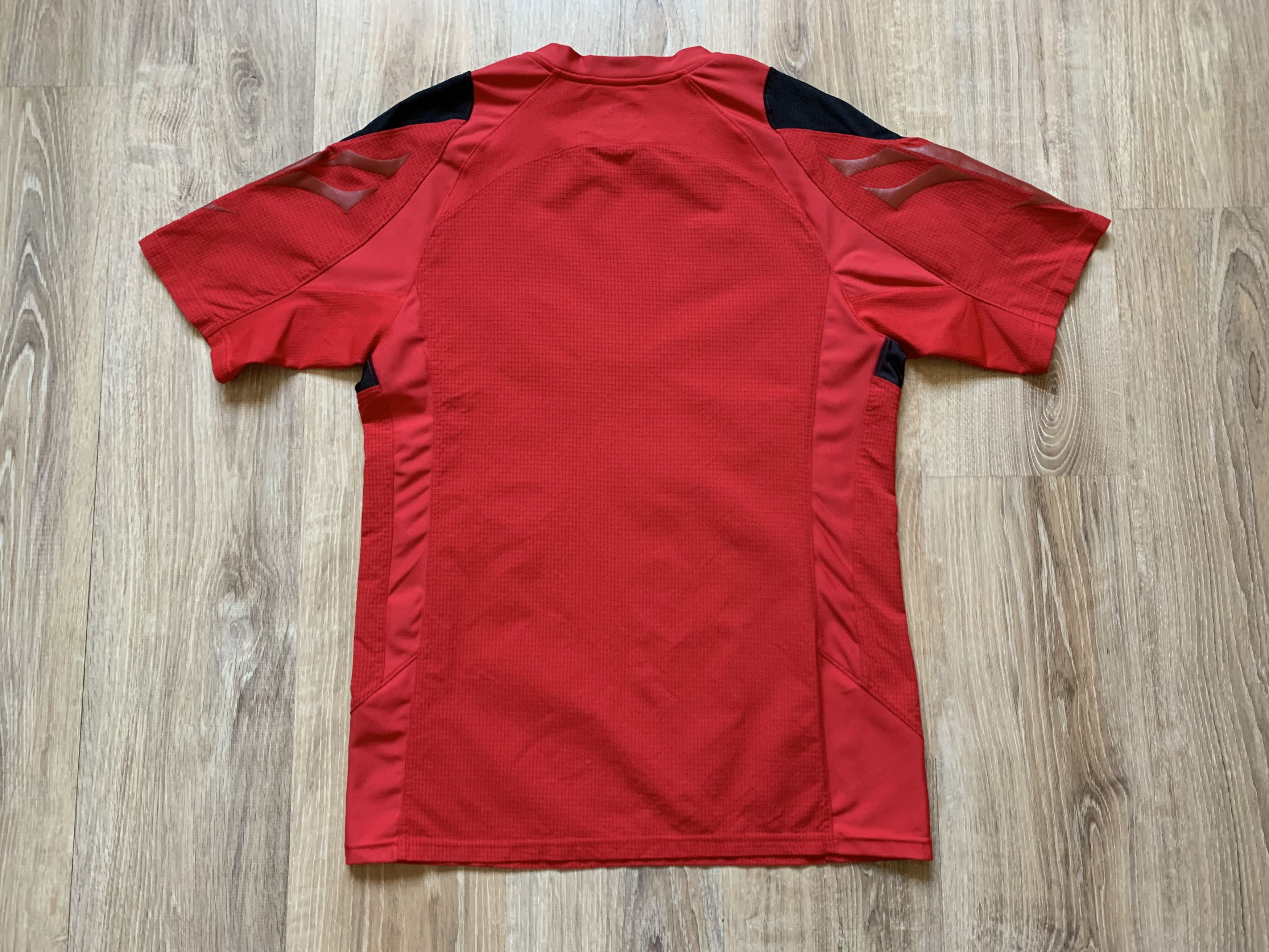 Under Armour × Vintage Under Armour Wales Rugby Union Home Jersey Size US XL / EU 56 / 4 - 7 Thumbnail