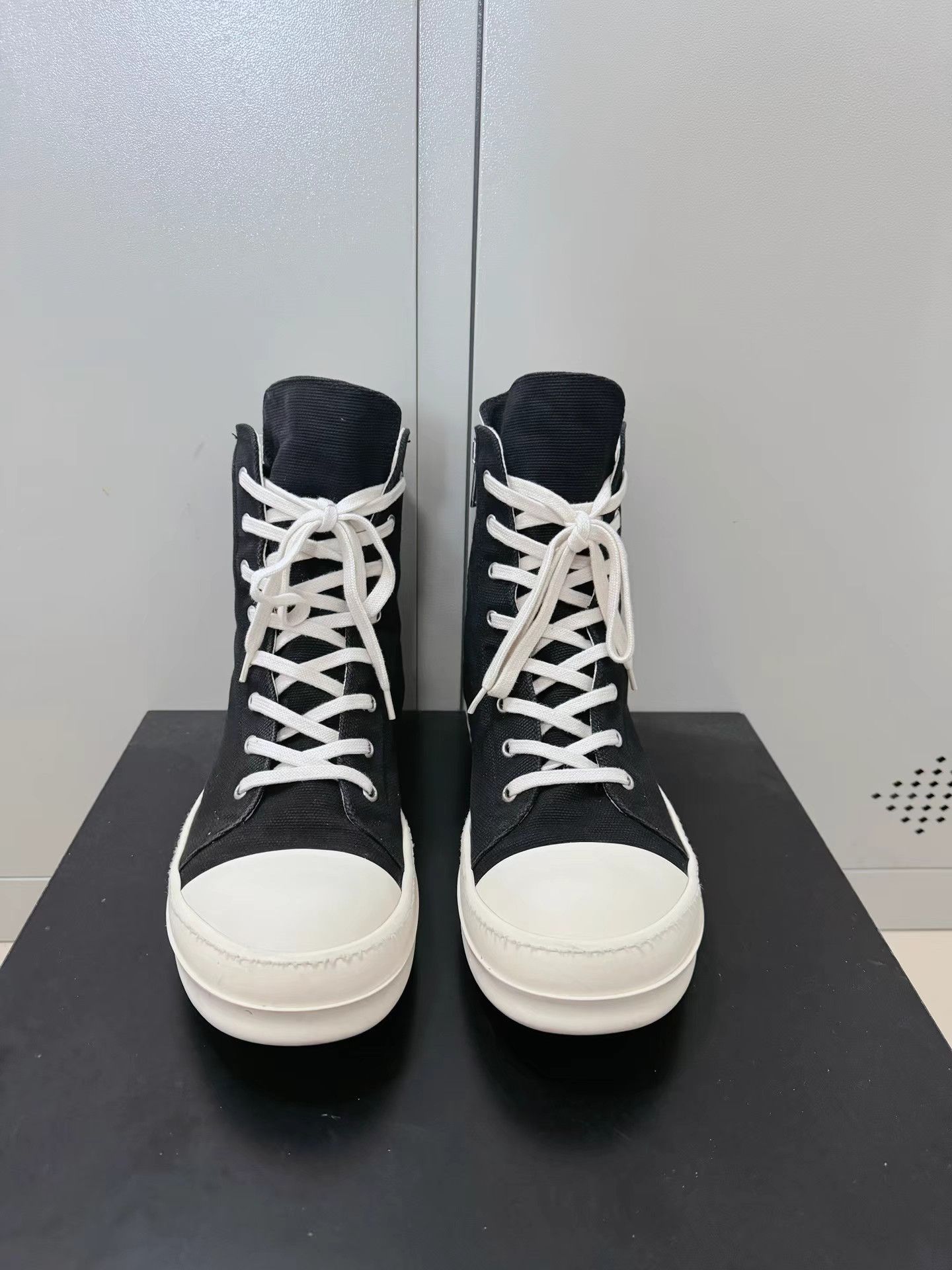 Rick Owens Rick Owens Drkshdw Converse high-top sneakers Size US 10.5 / EU 43-44 - 2 Thumbnail