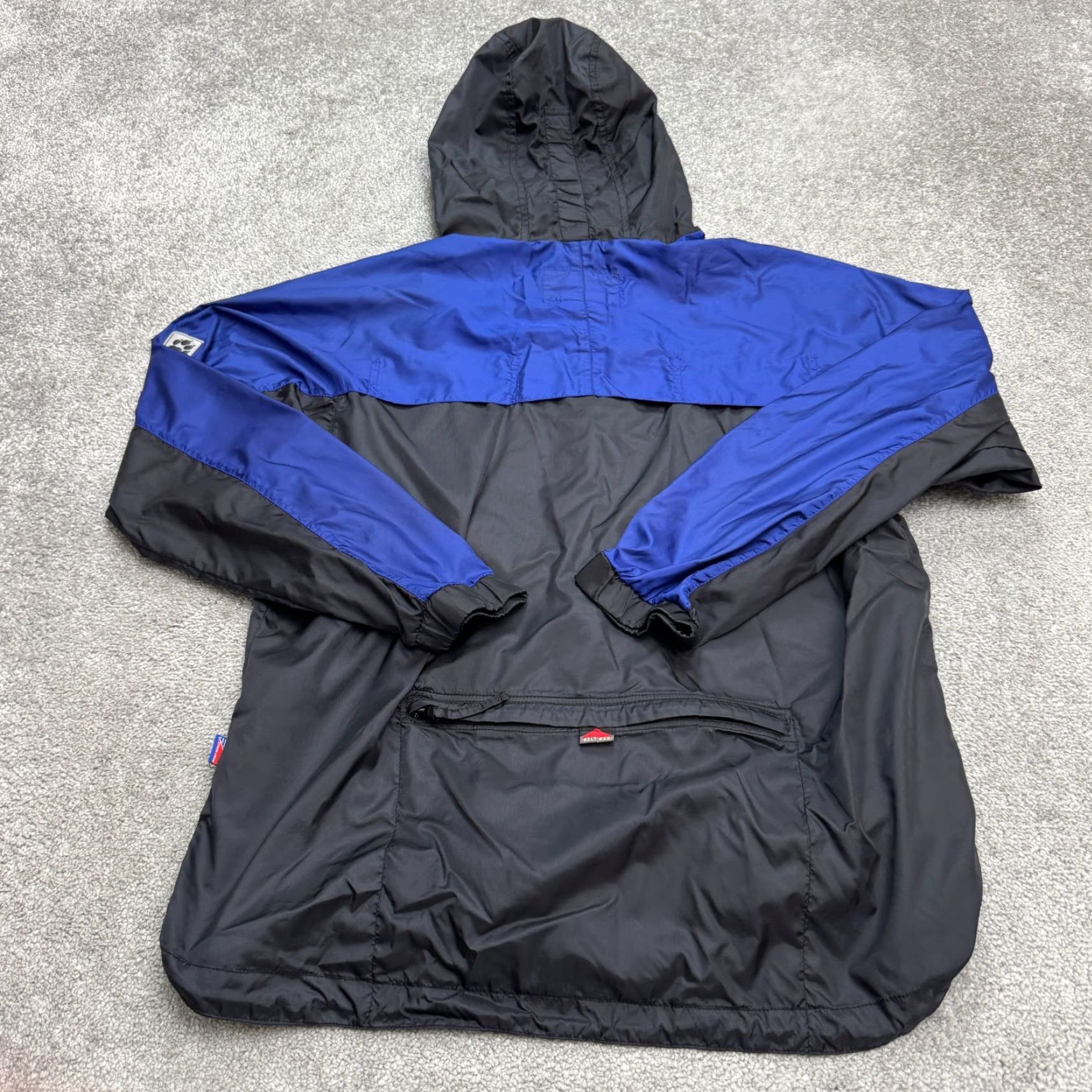 Jack Wolfskin VINTAGE Jack Wolfskin Windbreaker Jacket Men Medium Blue Casual Outdoor Hiking Waterproof Softshell Size US M / EU 48-50 / 2 - 2 Thumbnail