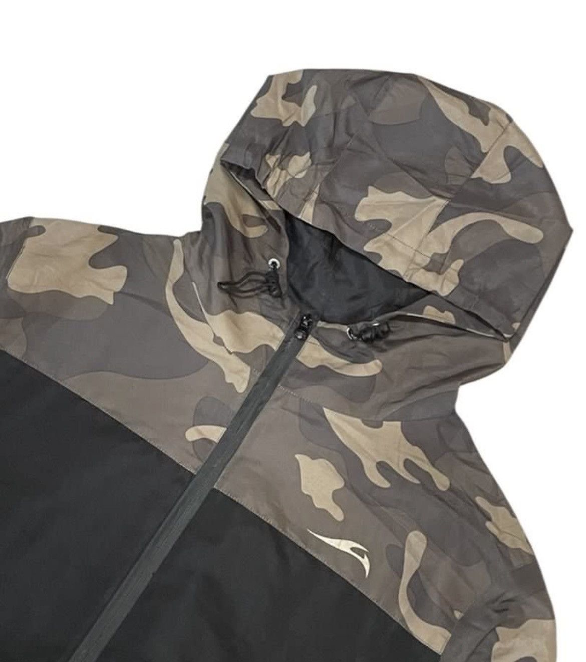 Japanese Brand 🔥Vintage Ghetto Camouflage Windbraker Jacket Size US M / EU 48-50 / 2 - 2 Thumbnail