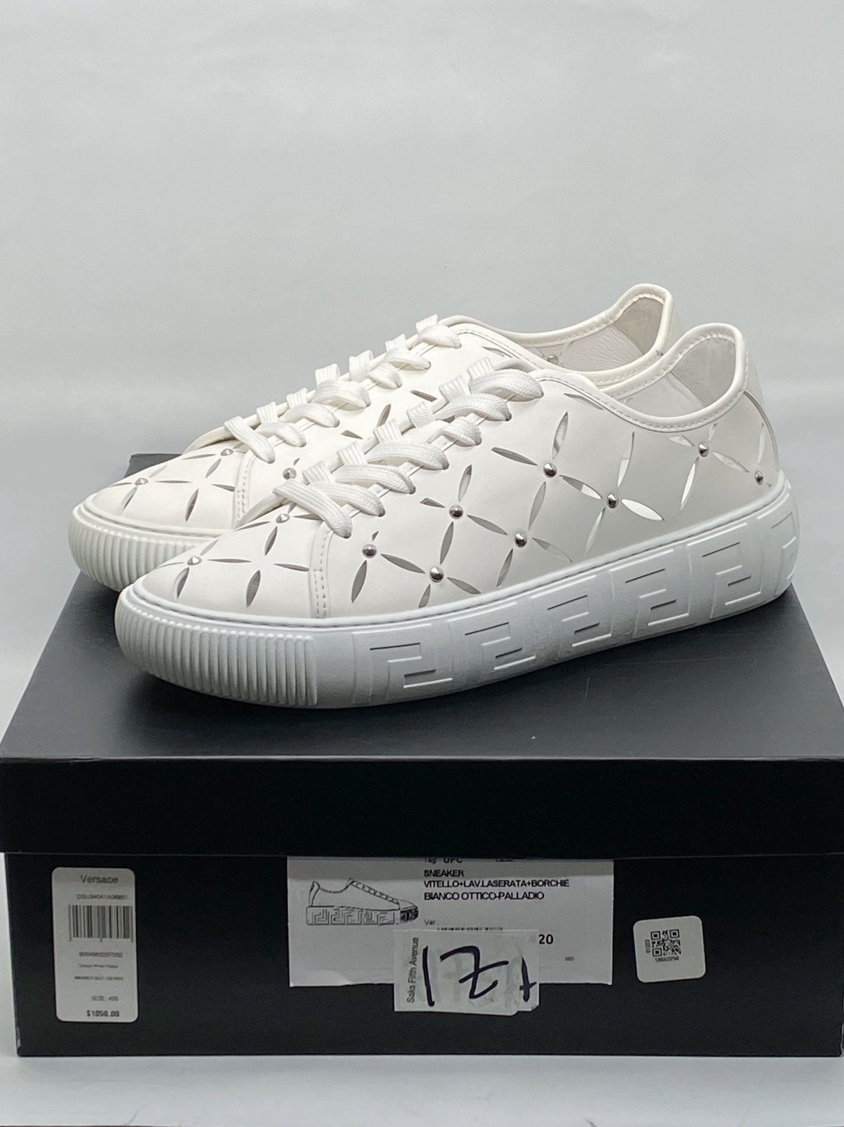 Versace Versace Laser-Cut Low-Top Leather Sneakers size 42/us size 9 Size US 9 / EU 42 - 12 Thumbnail