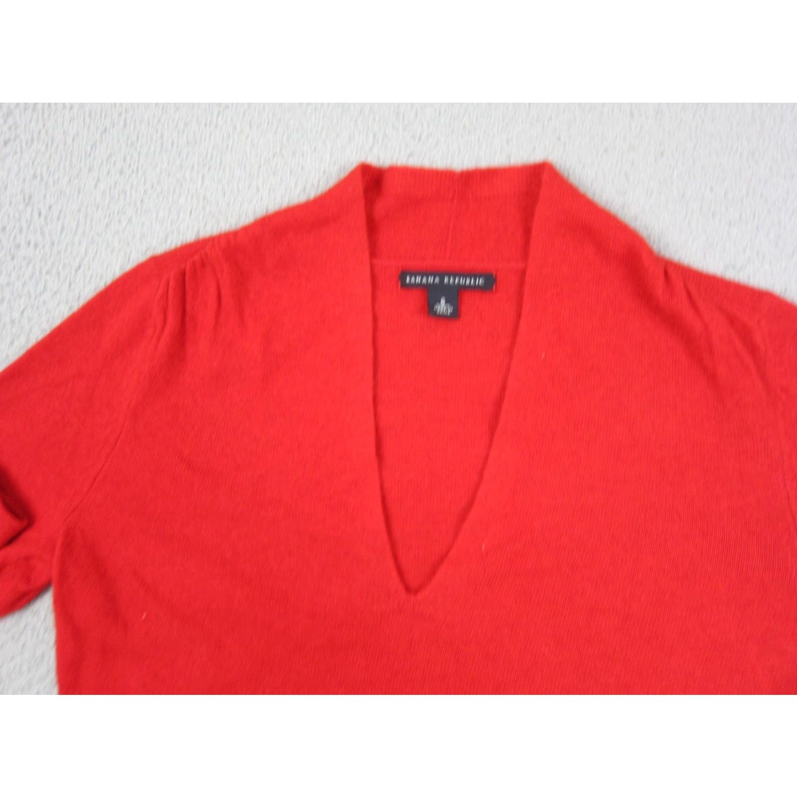 Banana Republic Banana Republic Sweater Womens S Red Wool Cashmere Angora Slim V Knit Pullover 90s Shirt? Size S / US 4 / IT 40 - 2 Thumbnail