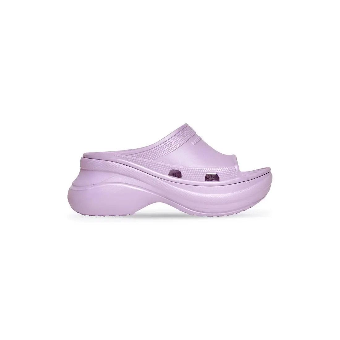 Balenciaga × Crocs o1w1db10625 Pool Crocs™ Slide Sandals in Light Purple Size US 5 / IT 35 - 1 Thumbnail