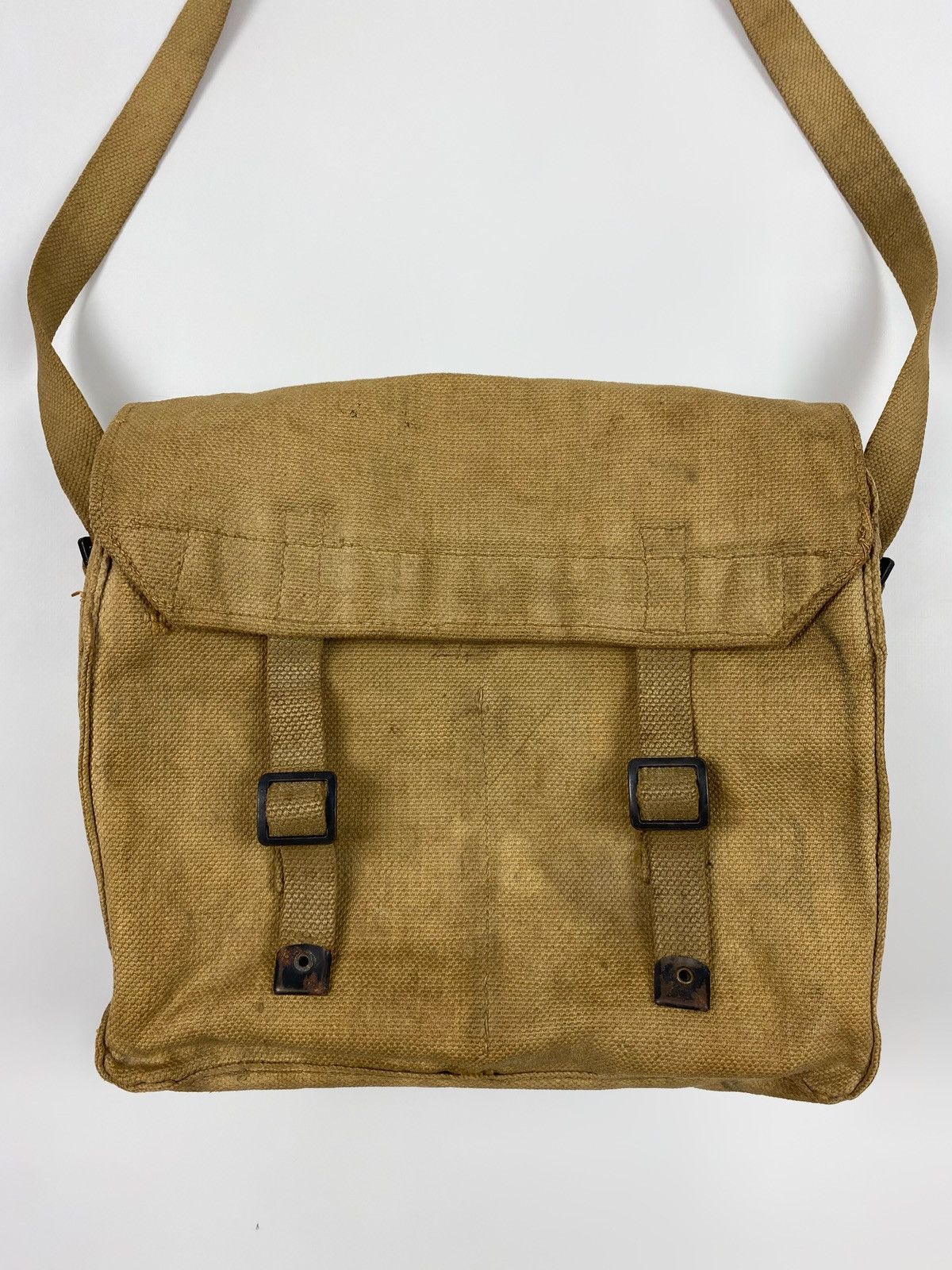 Vintage 1950’s Vintage British Army P-37 Heavy Canvas Shoulder Bag Size ONE SIZE - 3 Thumbnail