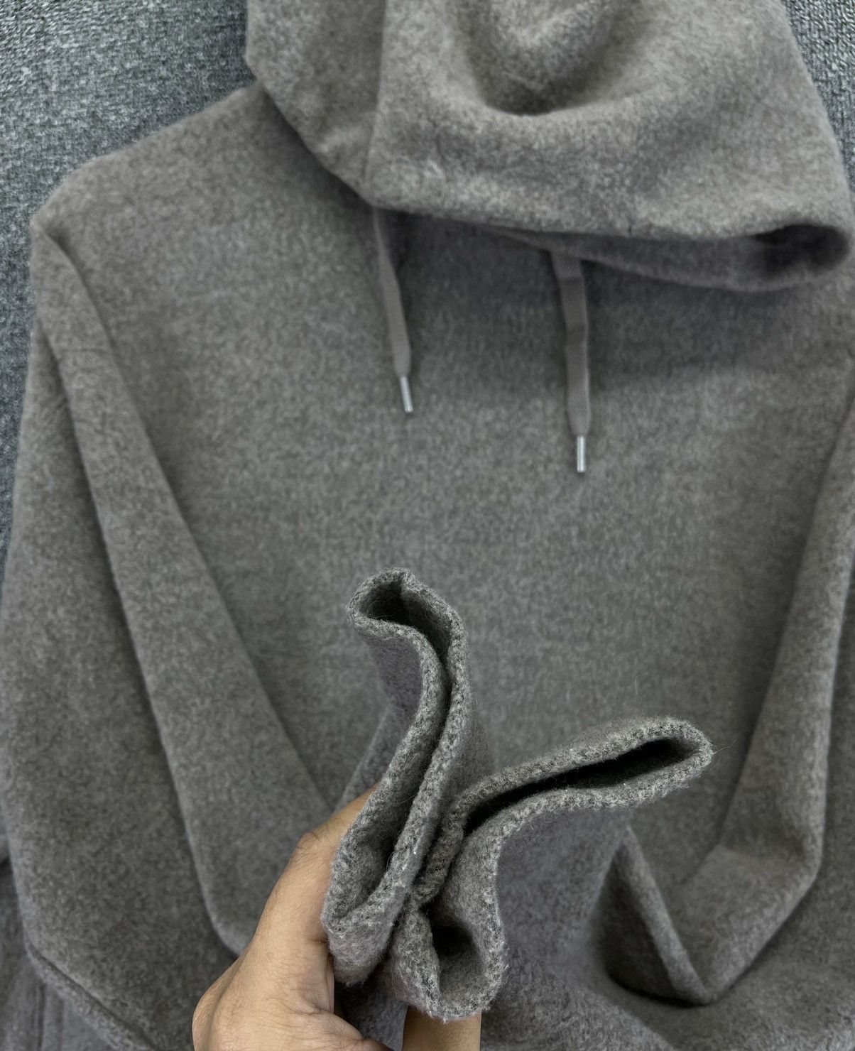Lemaire × Uniqlo Lemaire X Uniqlo Wool Hoodie Sweatshirts Size M / US 6-8 / IT 42-44 - 7 Thumbnail