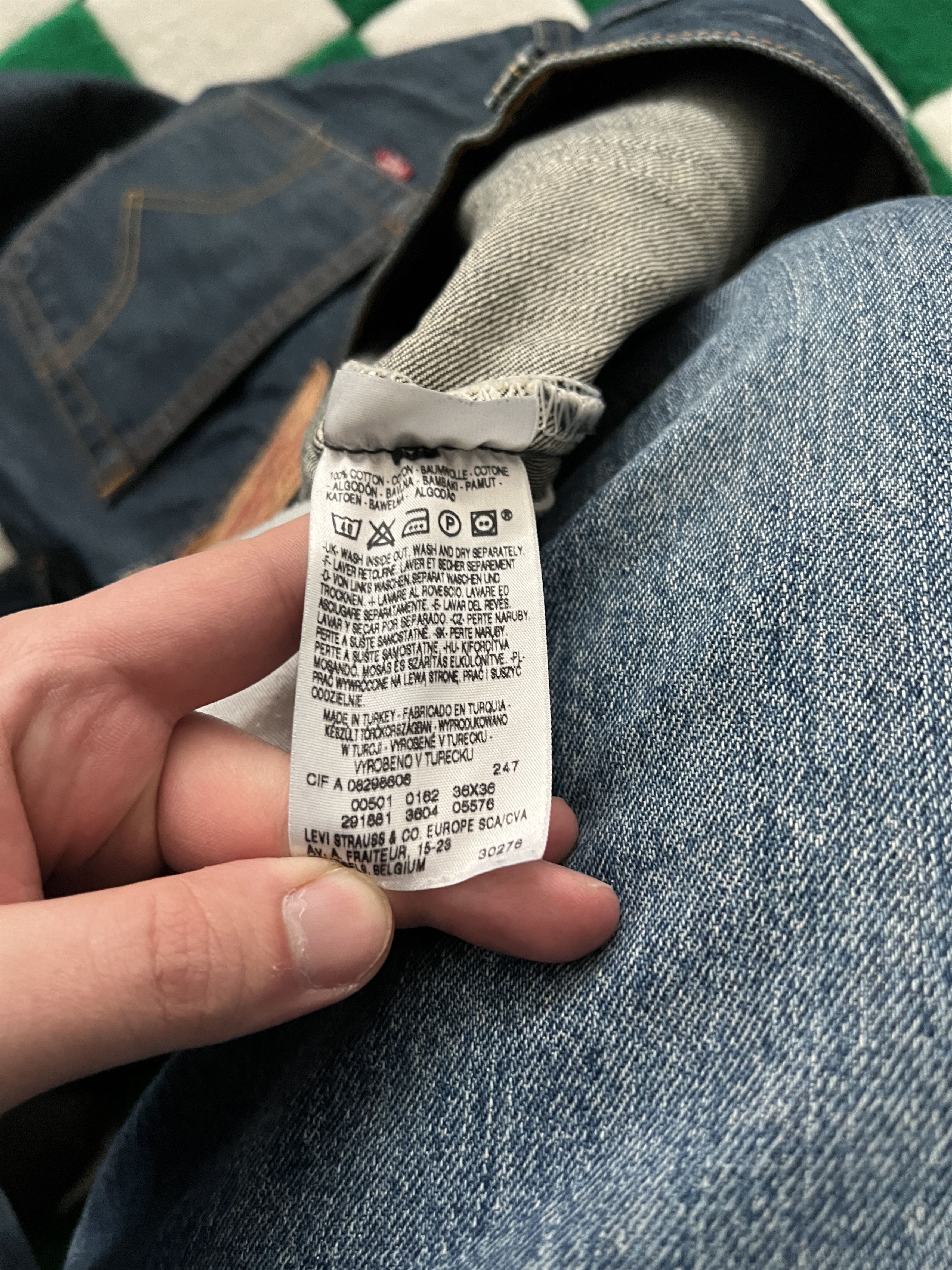 Levi's Vintage 2000s Levis 501 Denim Jeans Size US 36 / EU 52 - 11 Thumbnail